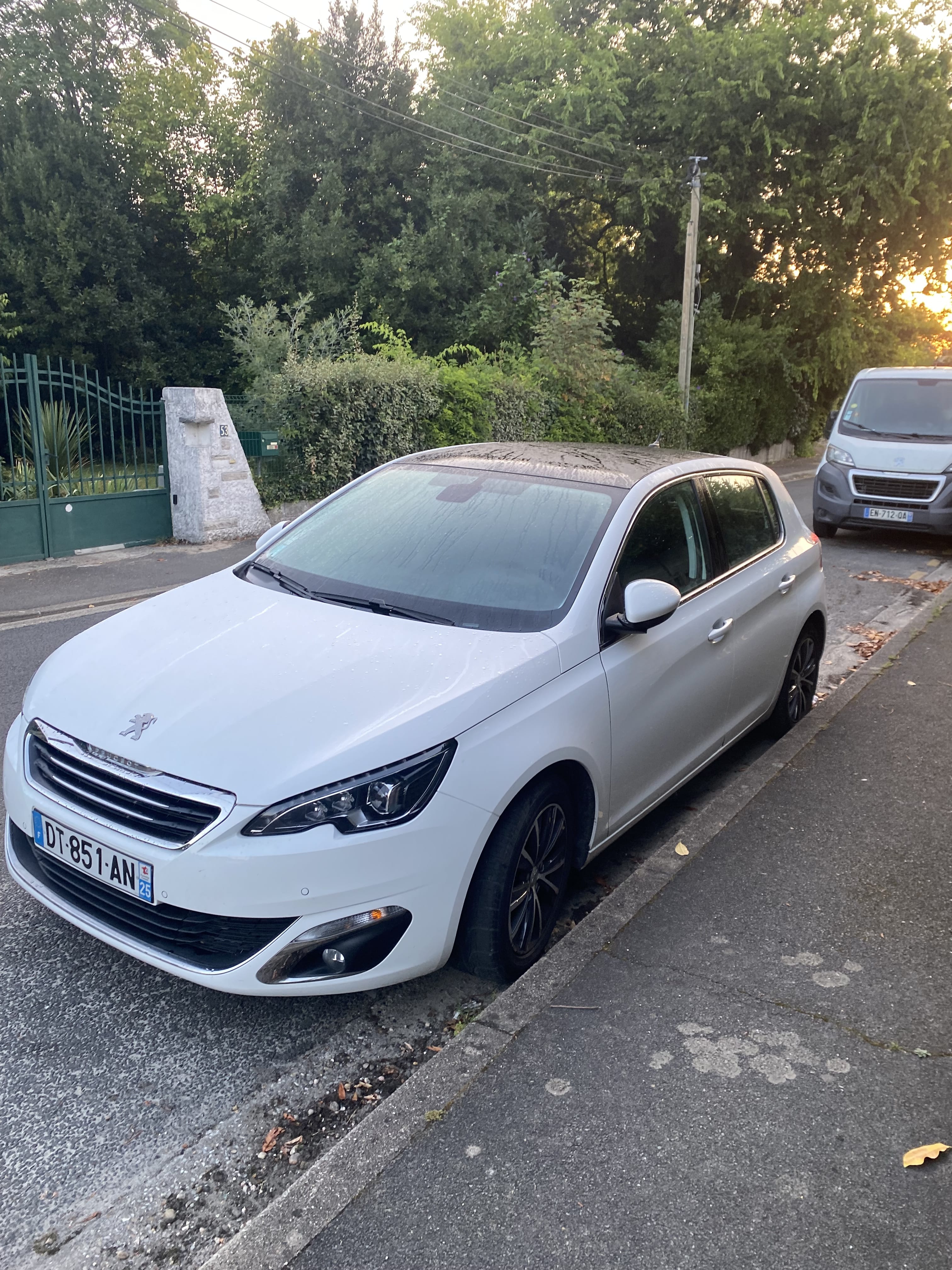Peugeot 308 avec Climatisation