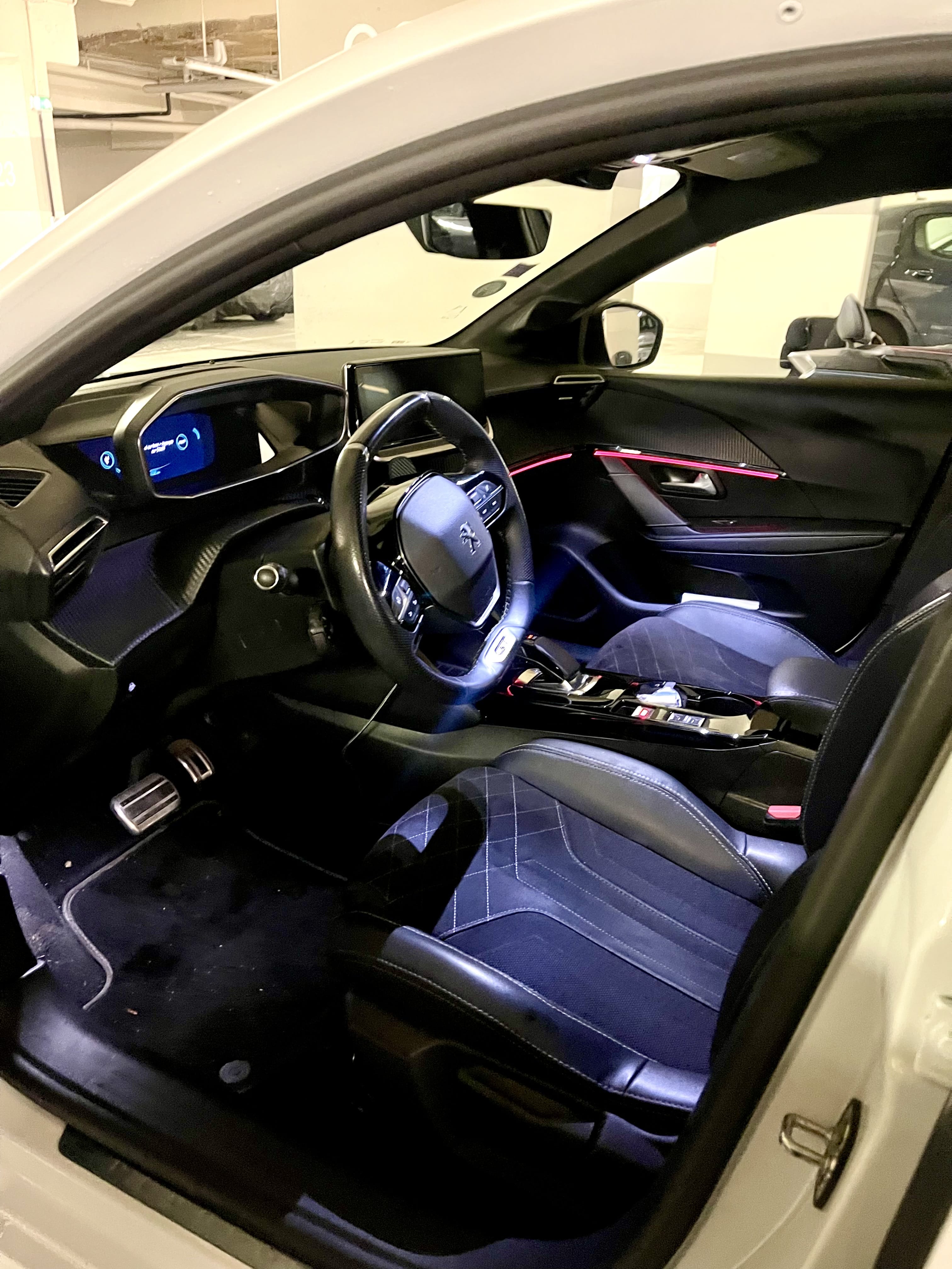 Peugeot 208 GT Line avec Caméra de recul