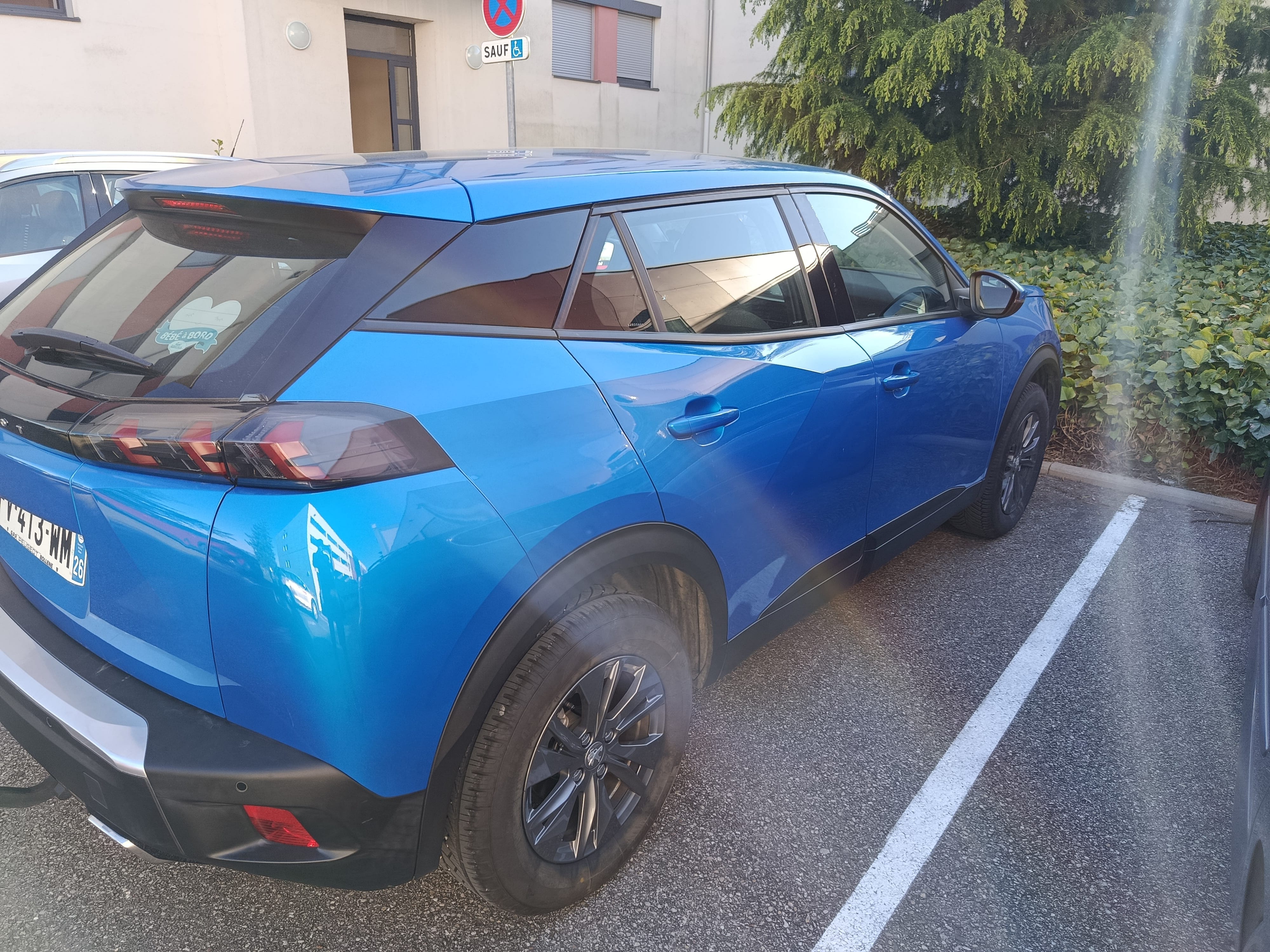 Peugeot 2008, 2020, Essence 95