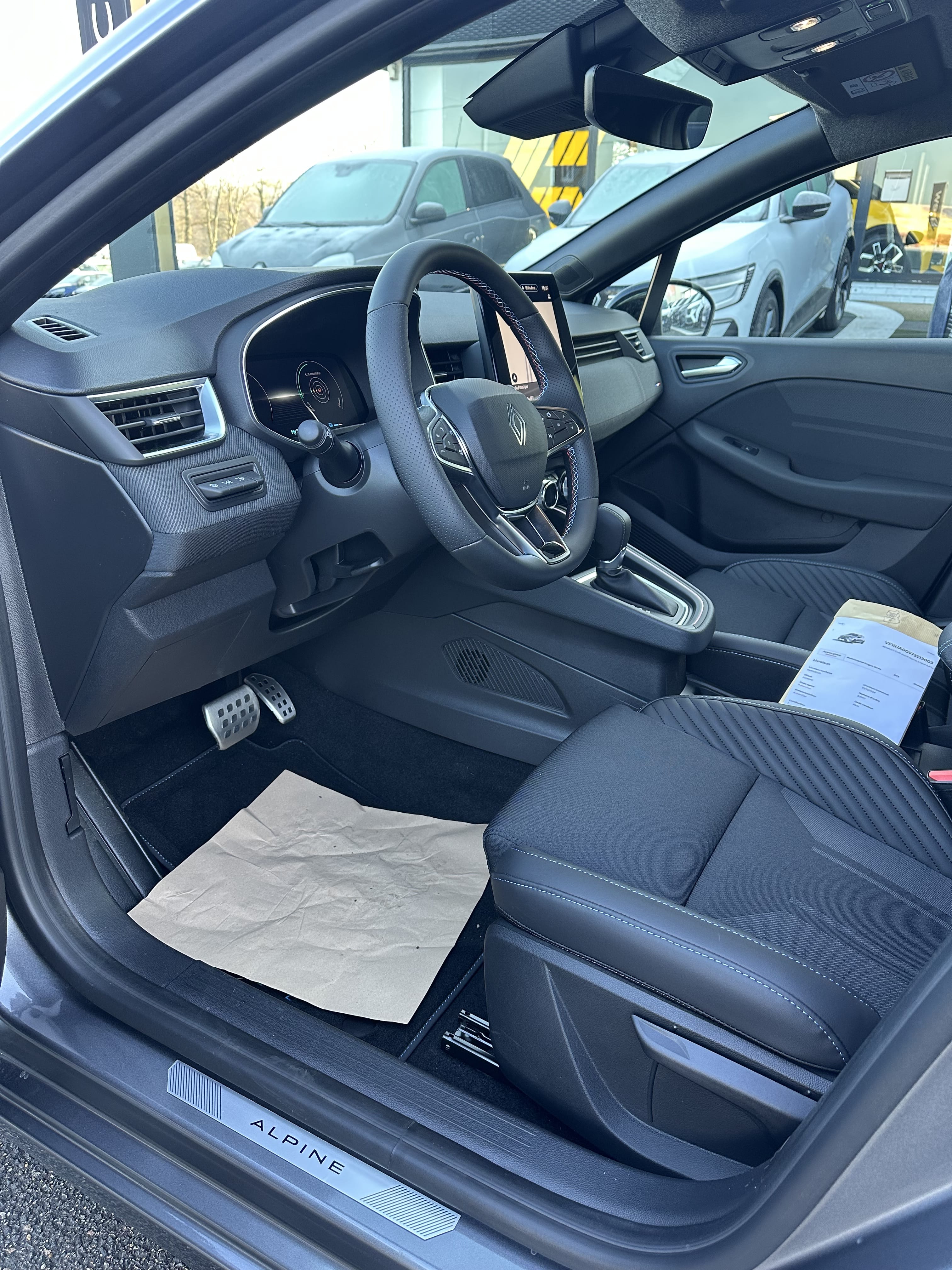 Renault Clio E-tech avec Climatisation