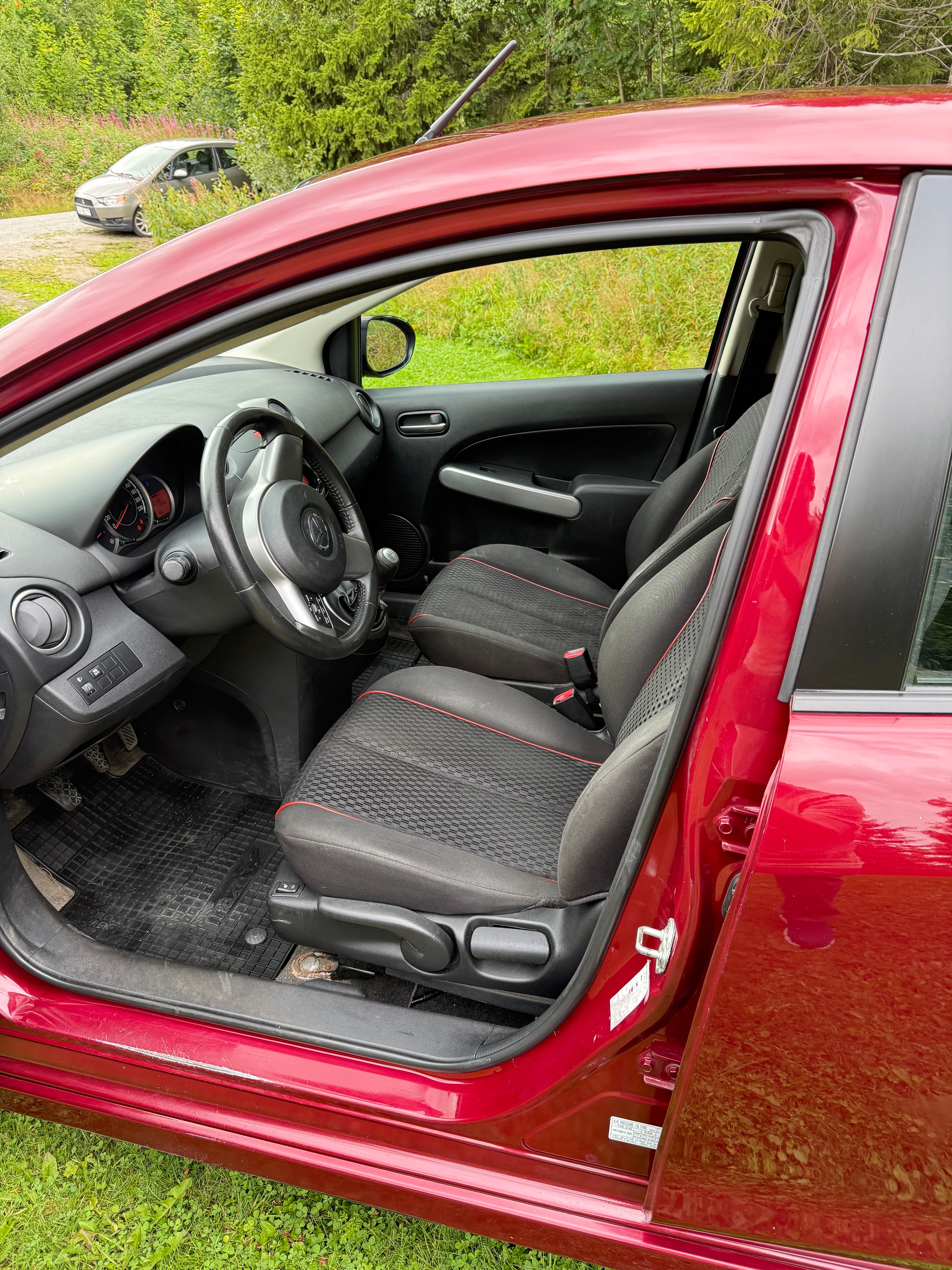 Mazda 2 med Aircondition