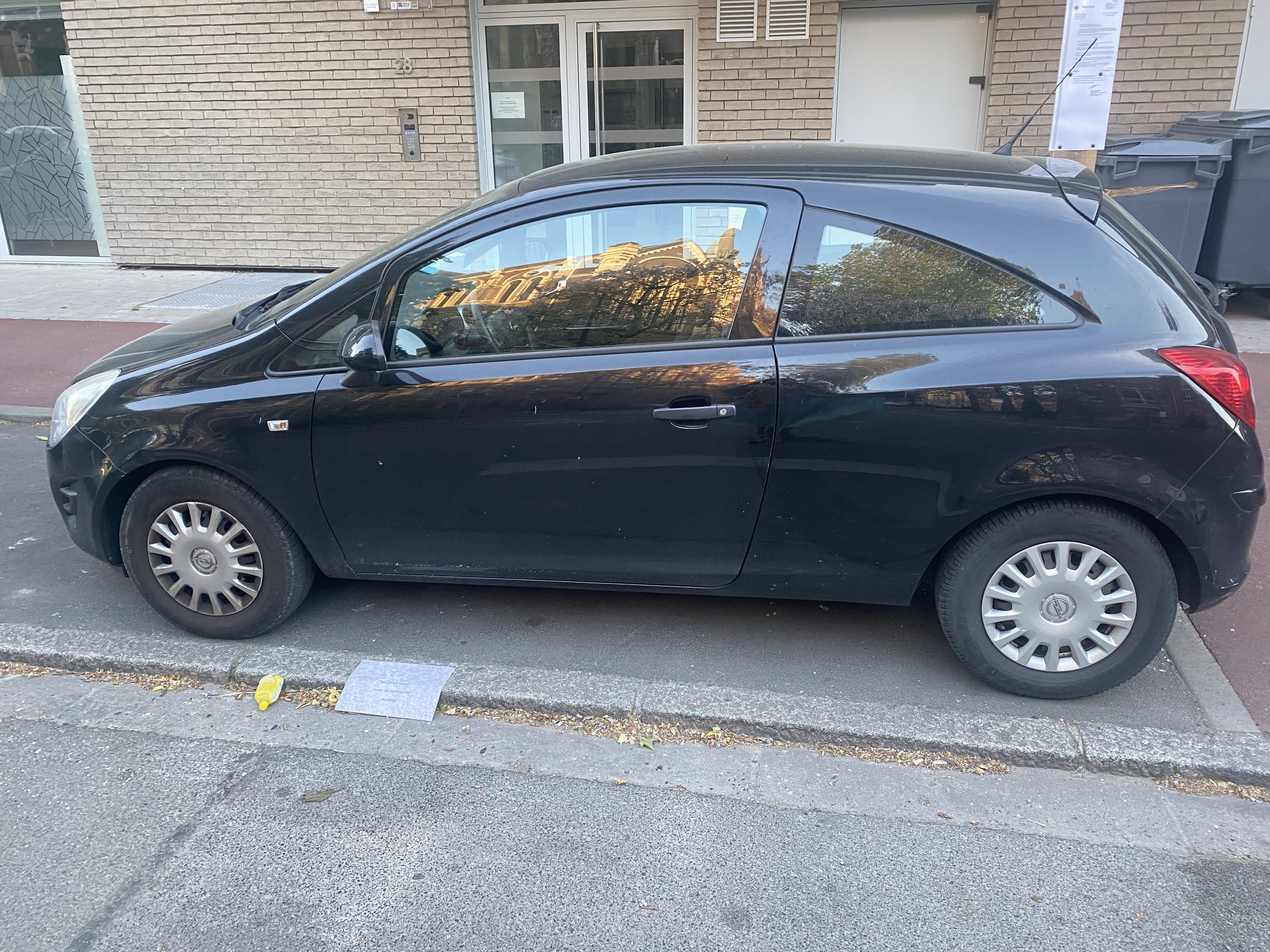 Opel Corsa, 2011, Essence 95