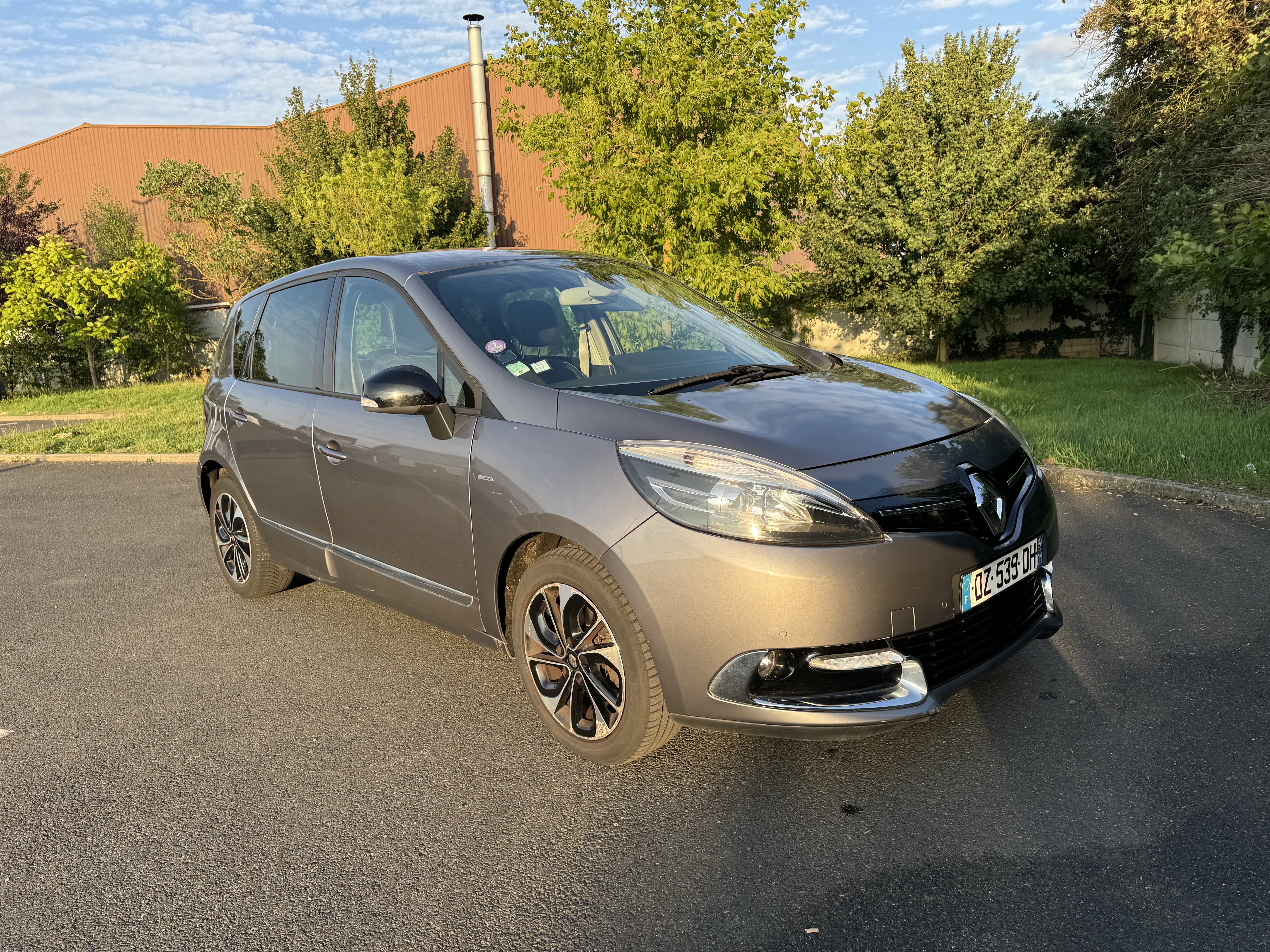 Renault Scenic, 2016, Essence 95