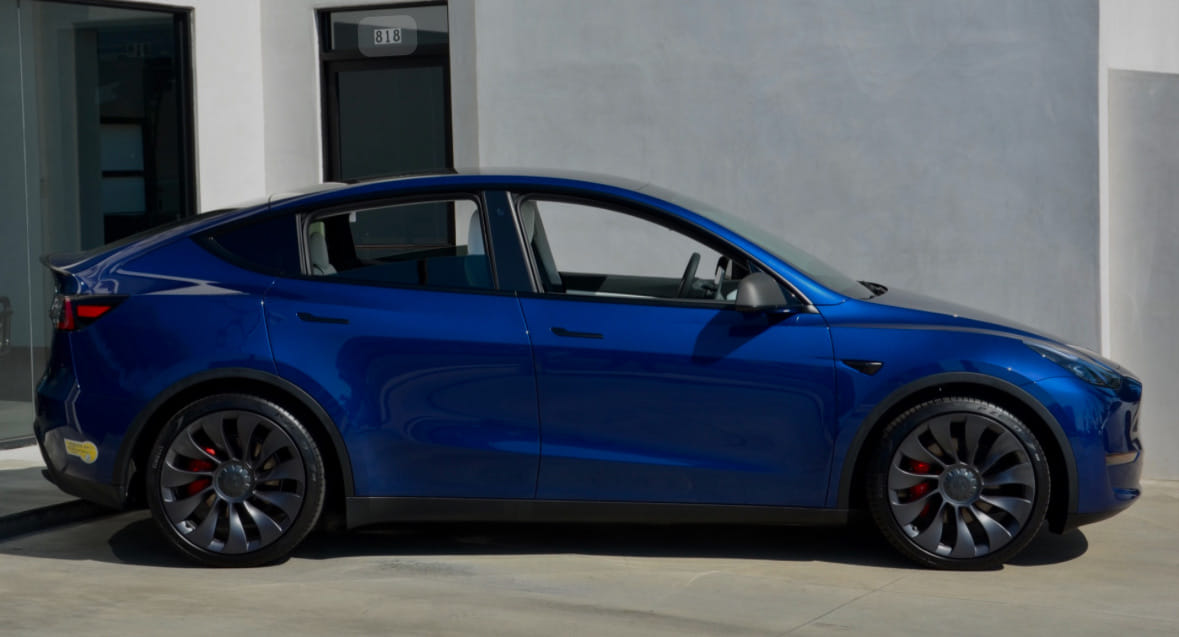 Tesla Model Y Long Range med Aircondition