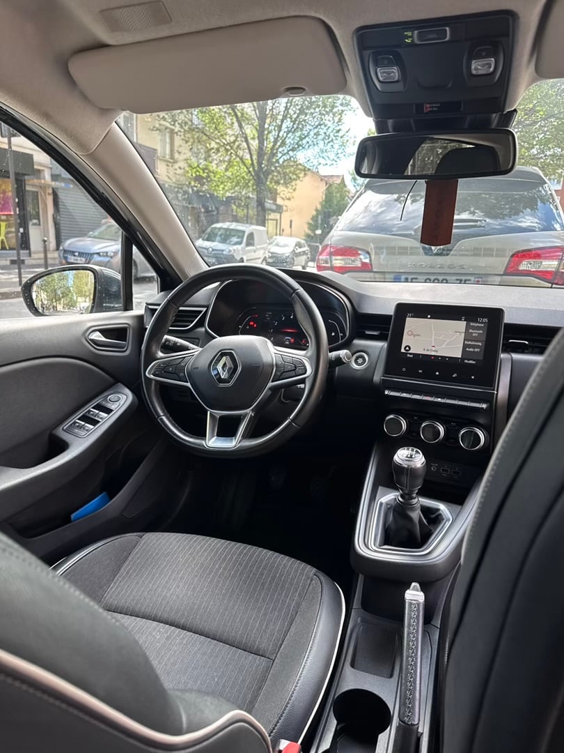 Renault Clio 1l tce 100 chevaux avec GPS