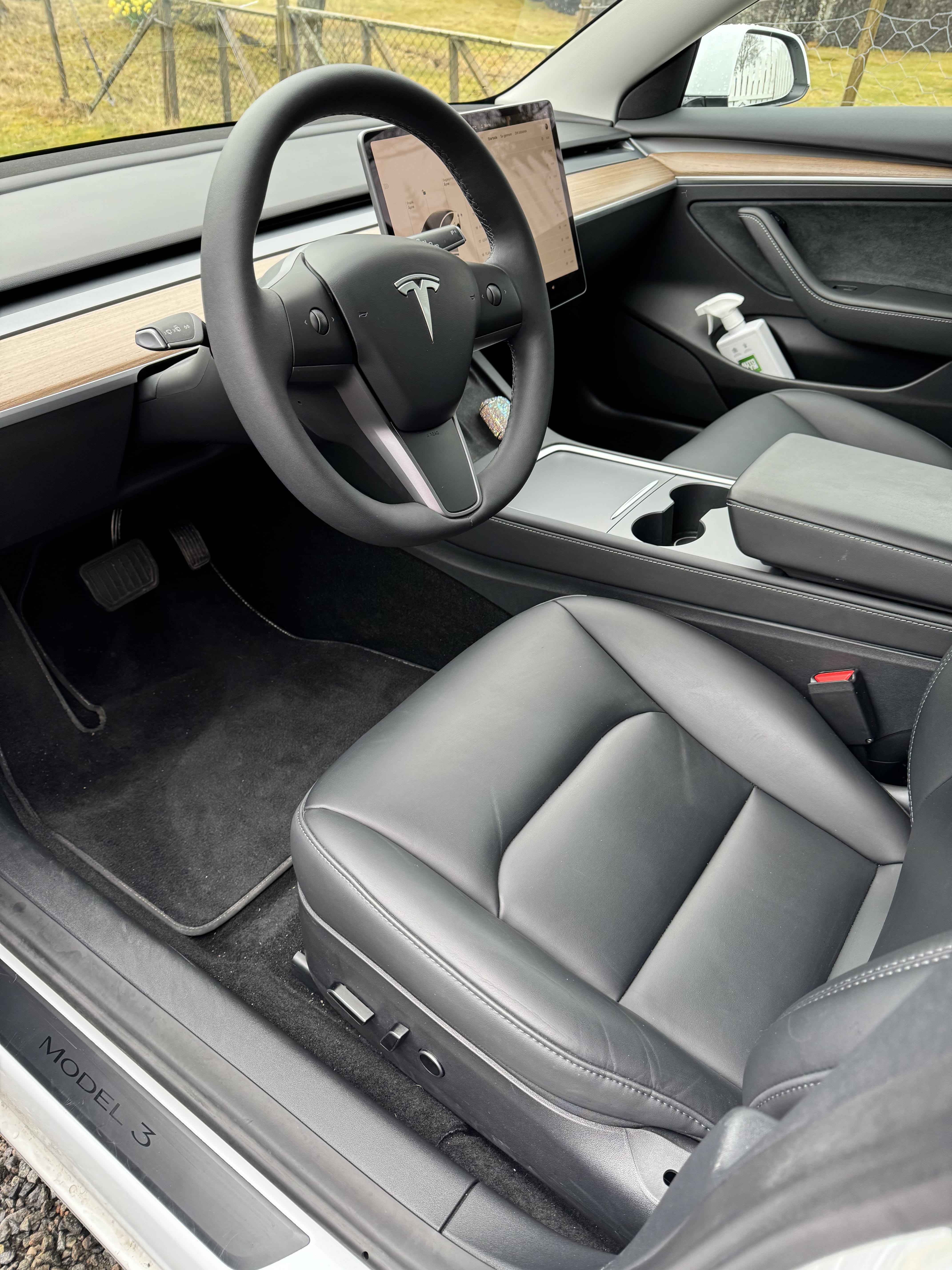 Tesla Model 3 med Cruisekontroll