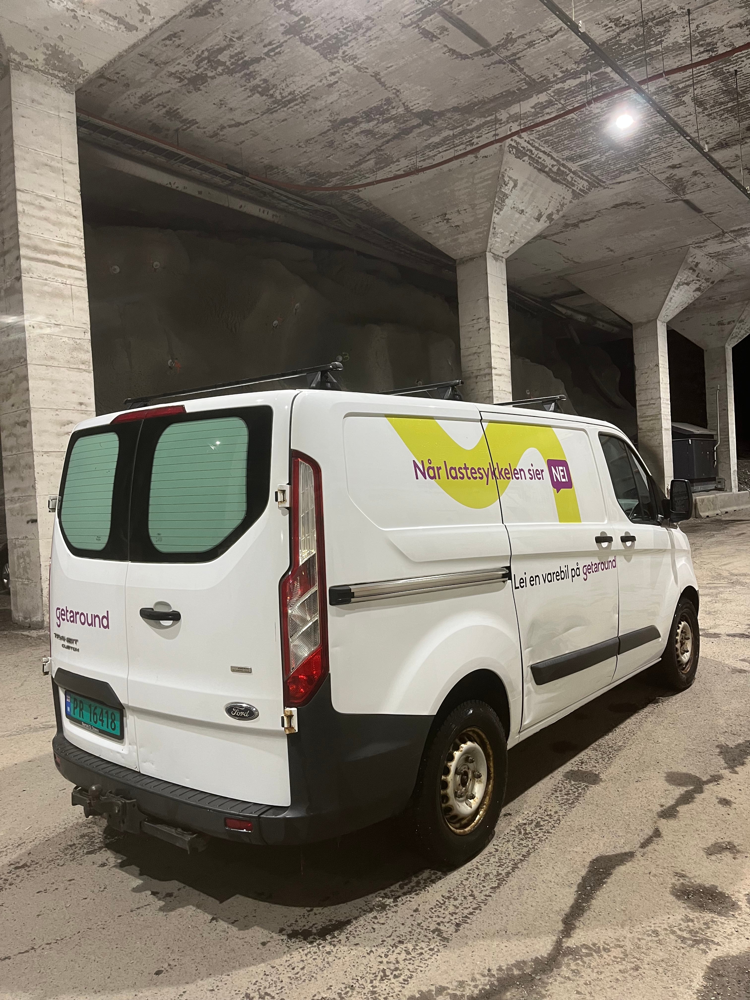 Ford Transit Custom Varebil 2.2 med Tilhengerfeste