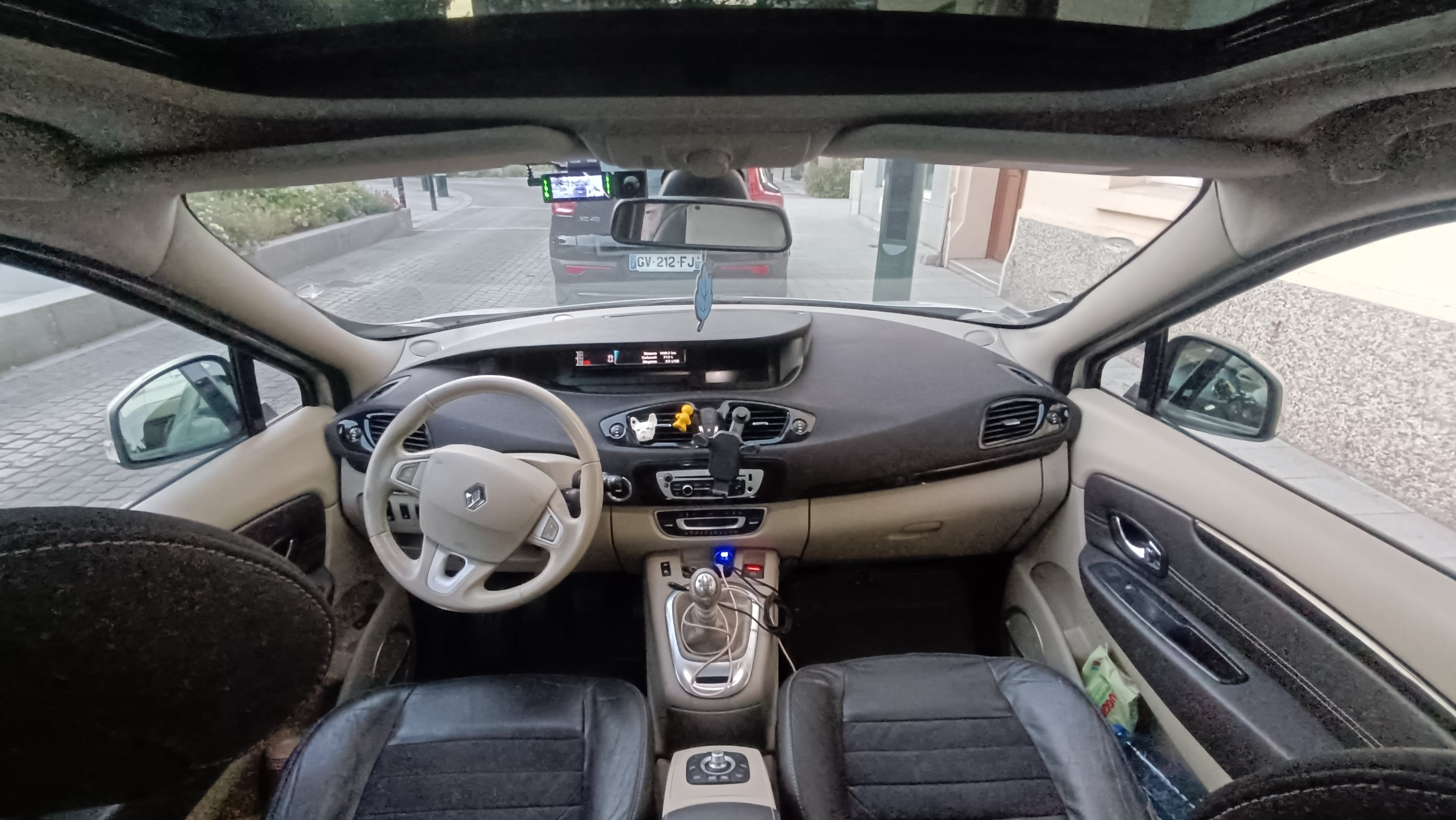 Renault Grand Scenic avec GPS