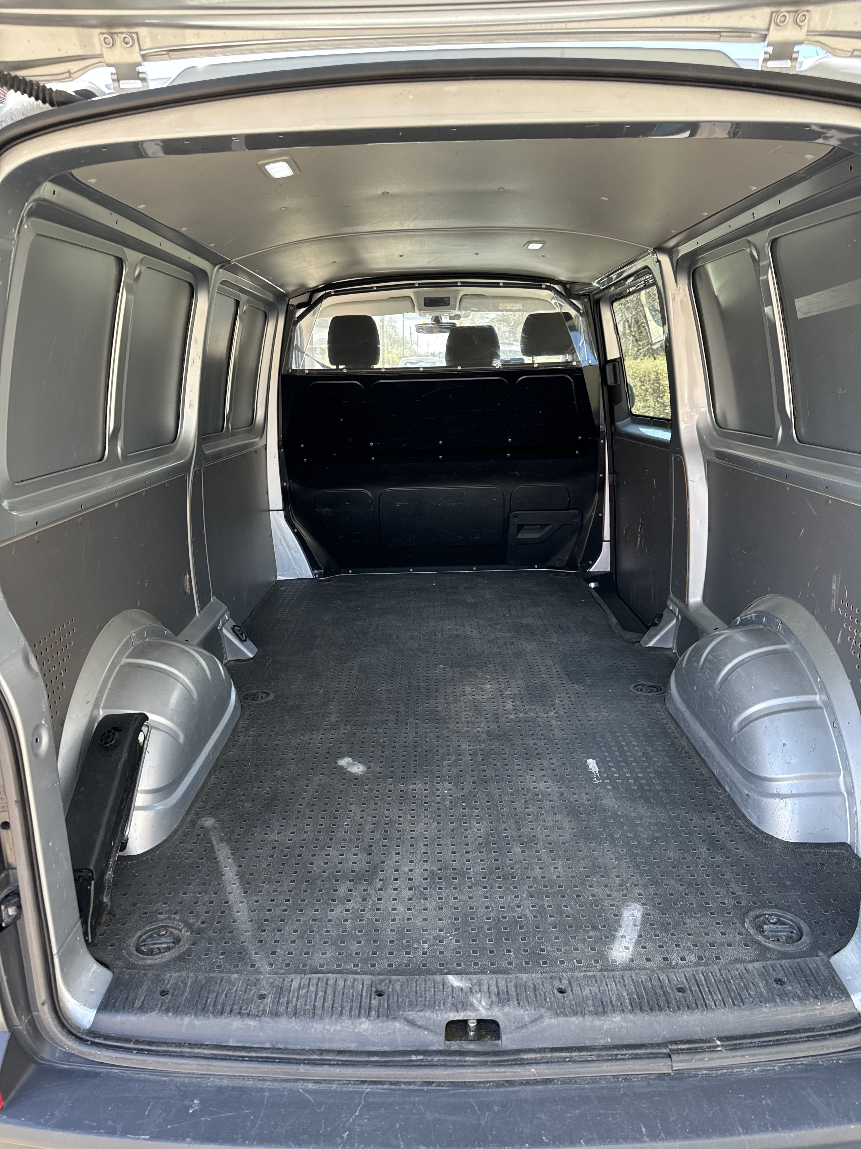 Volkswagen Transporter 6.1 Business Line with Four-wheel drive