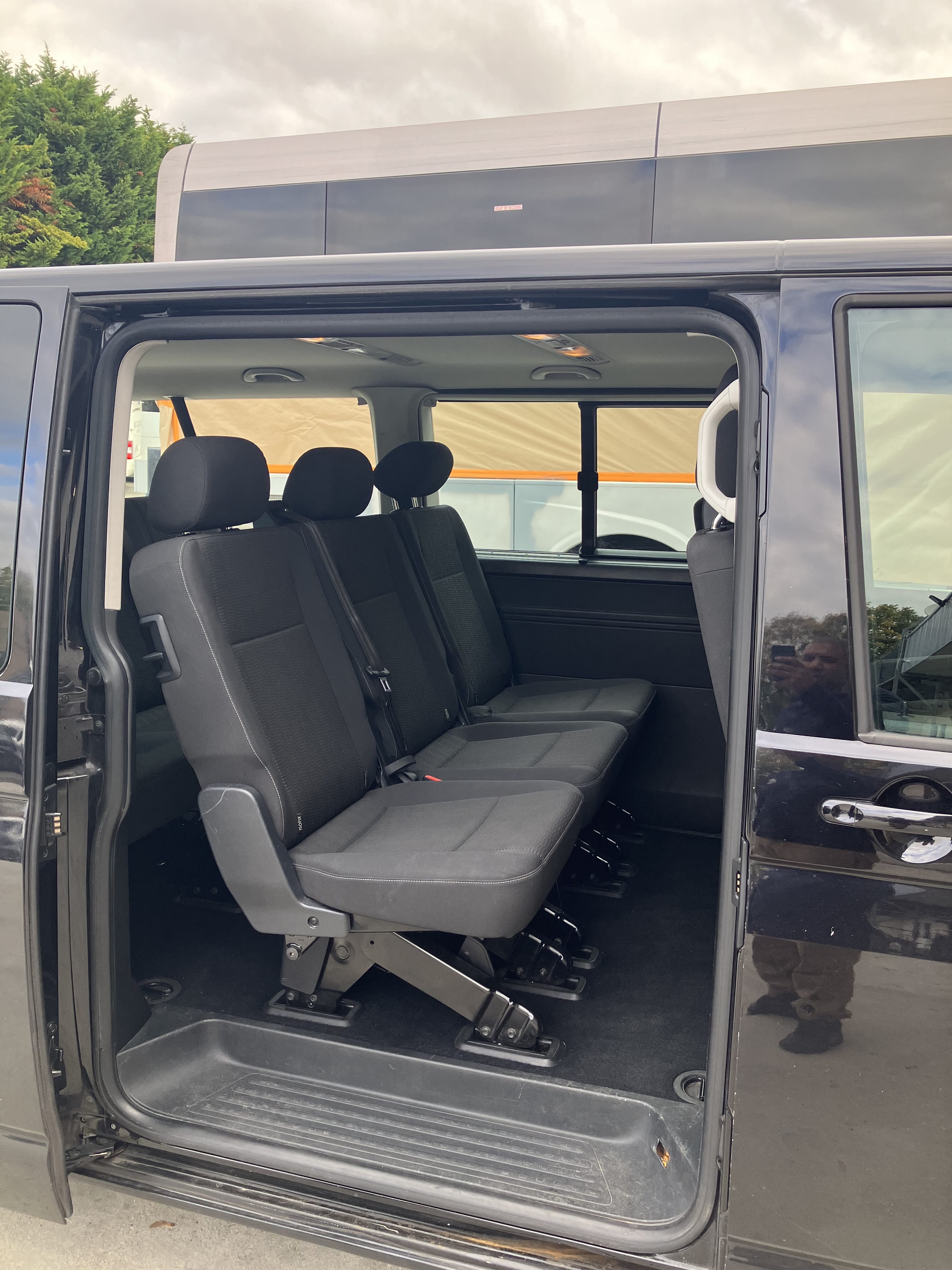 Volkswagen Caravelle 2.0 TDI 9 places BVA avec Apple CarPlay