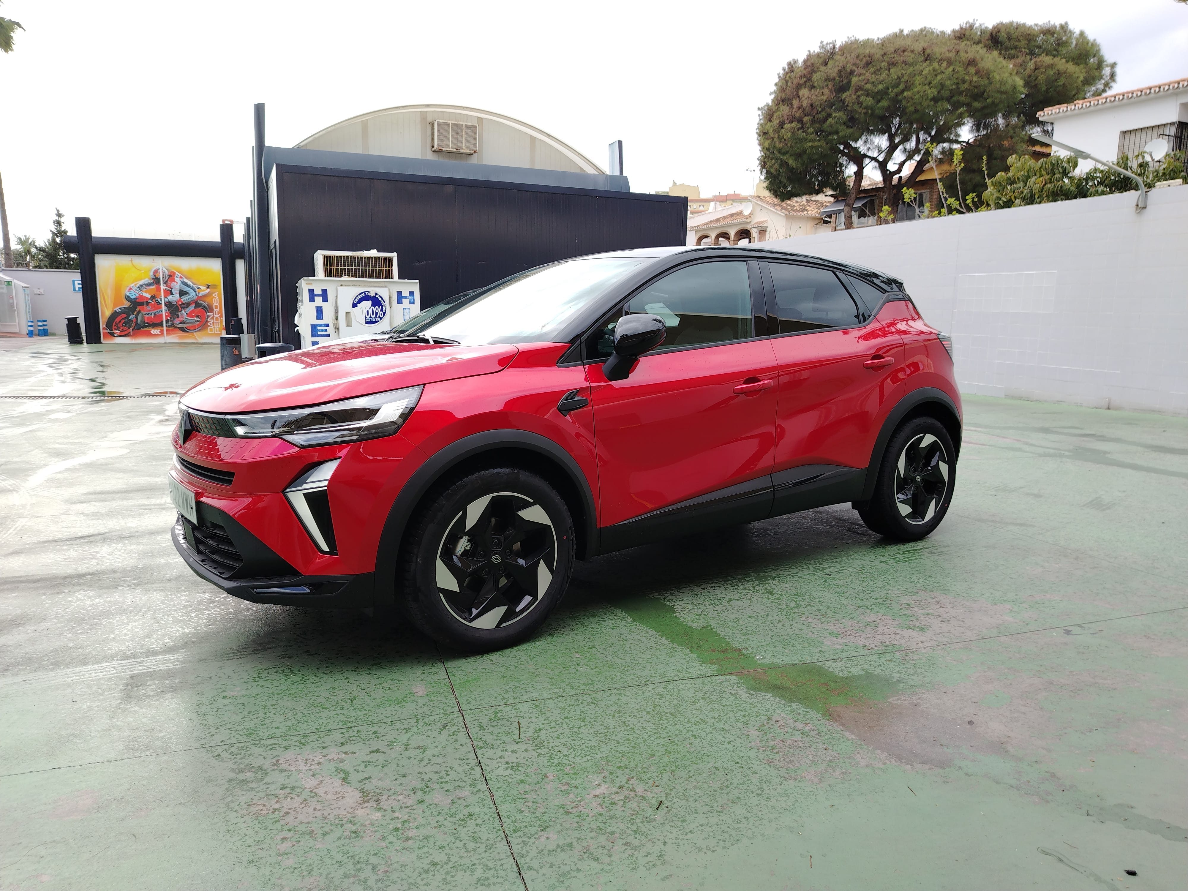Renault Captur, 2024, Gasolina 95 / Electric (hybrid)