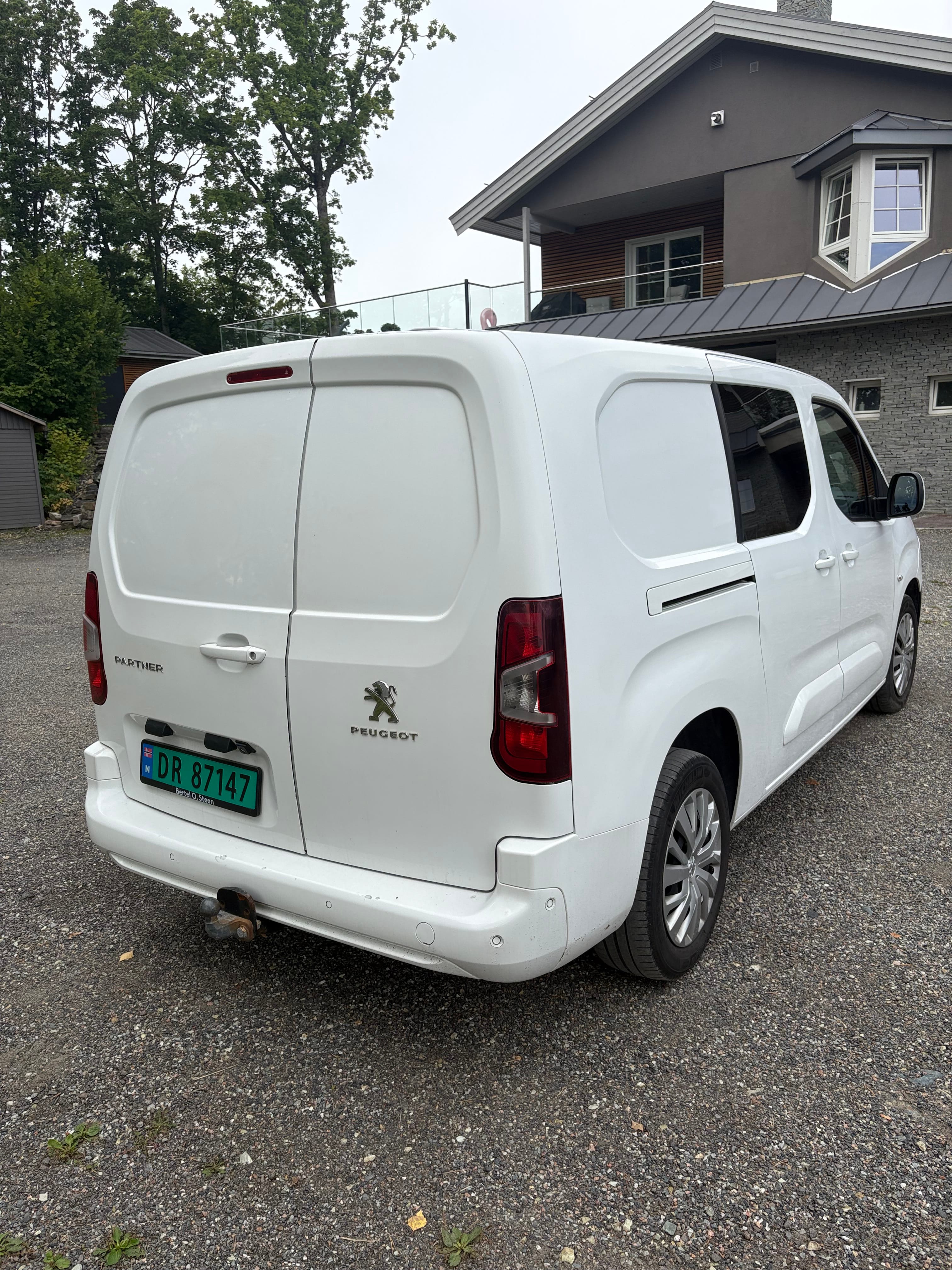 Peugeot Partner med Ryggekamera