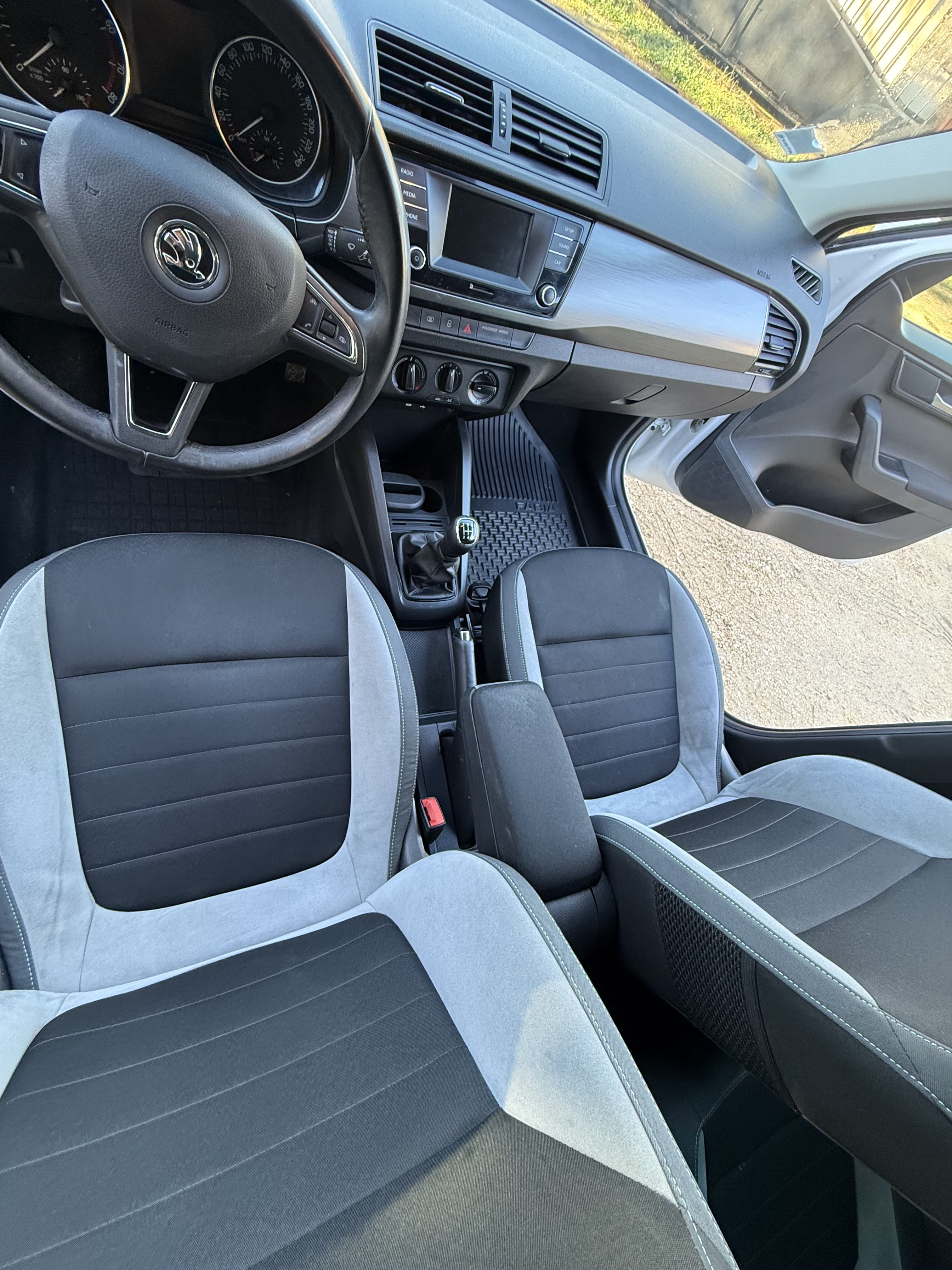 Skoda Fabia avec Entrée audio / iPod