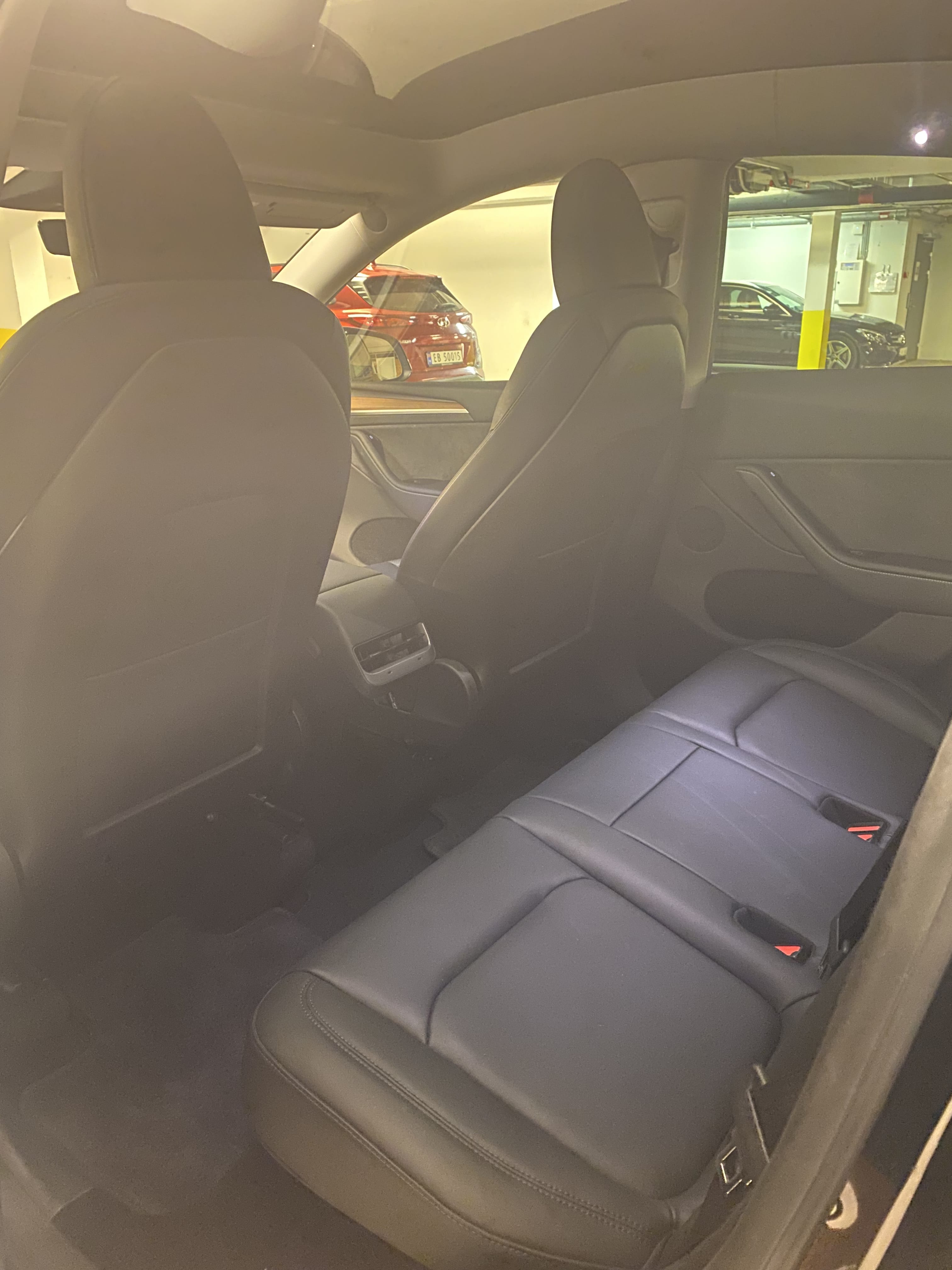 Tesla Model Y med Firehjulstrekk