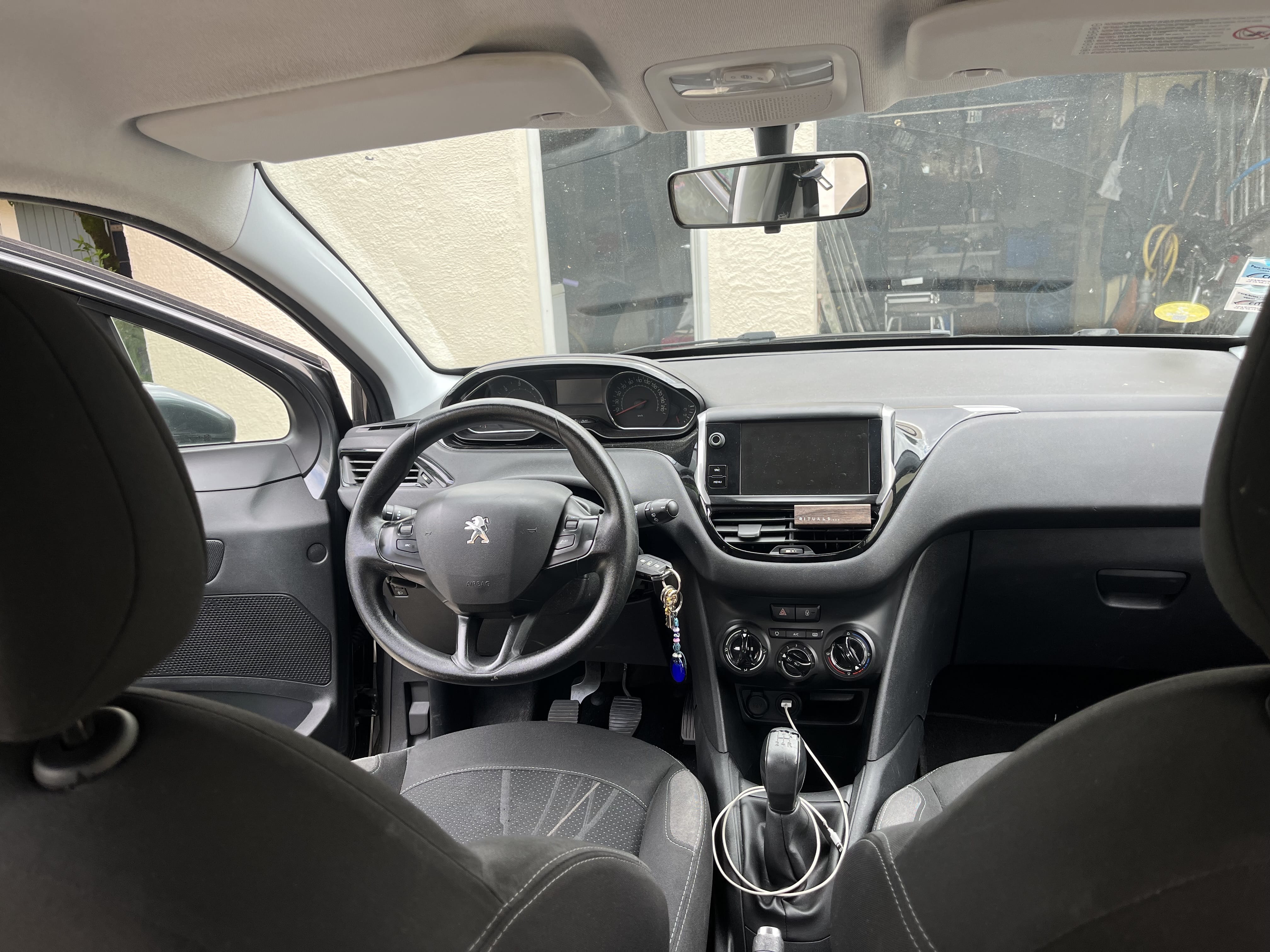 Peugeot 208 avec Régulateur de vitesse
