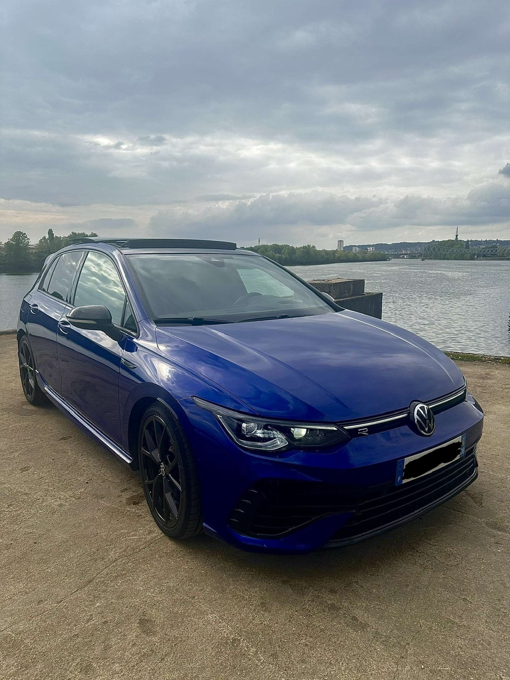 Volkswagen Golf, 2021, Essence 98, automatique