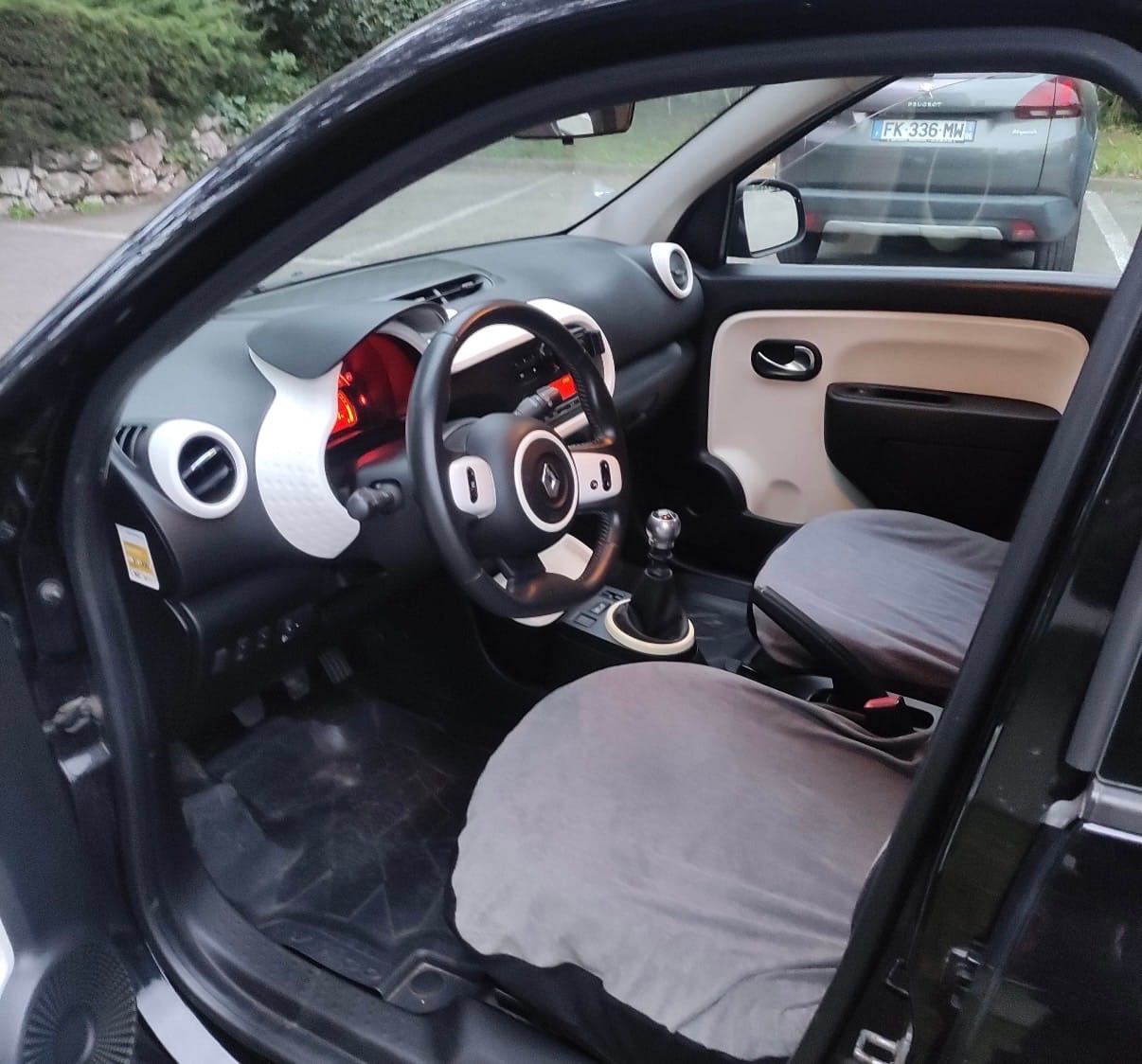 Renault Twingo III met GPS
