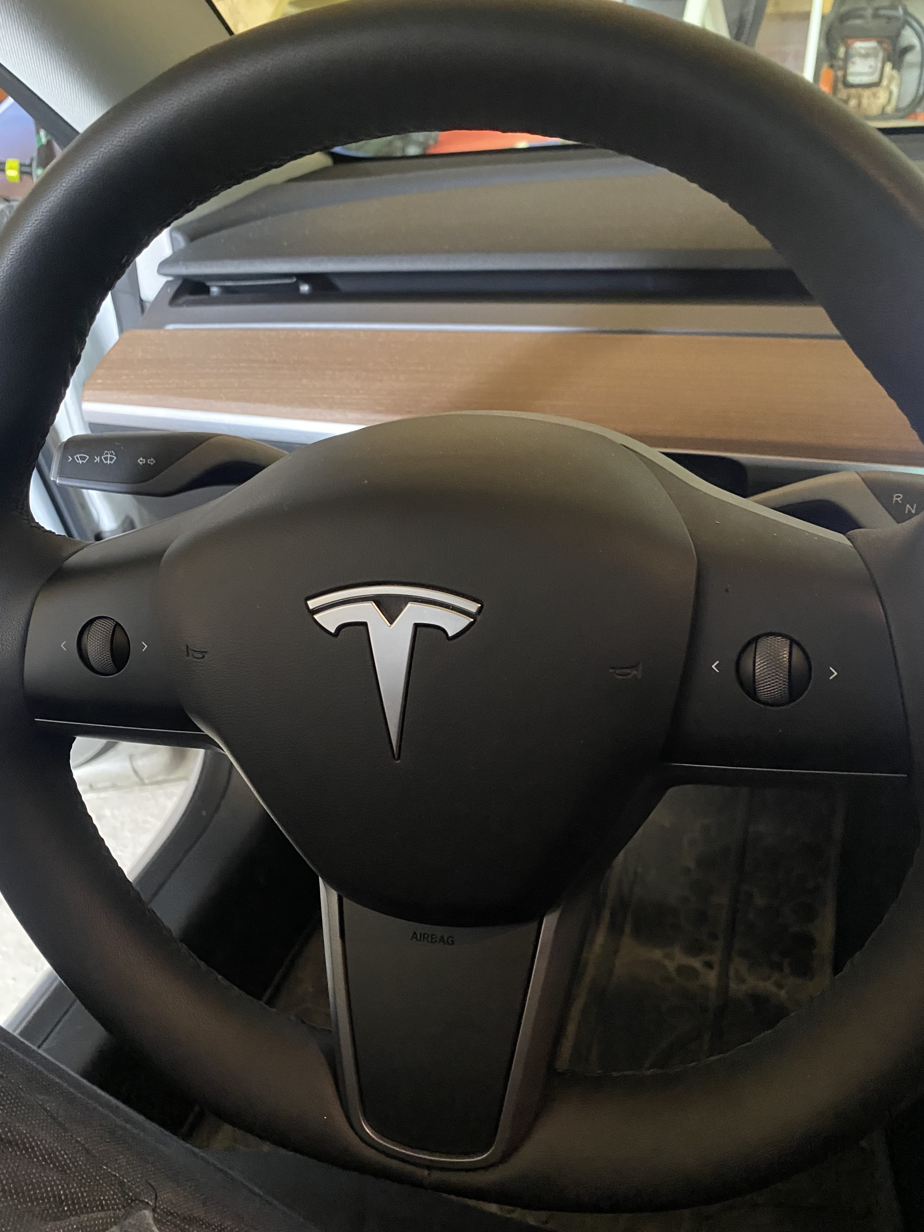Tesla Model 3 Performance with Bluetooth audio