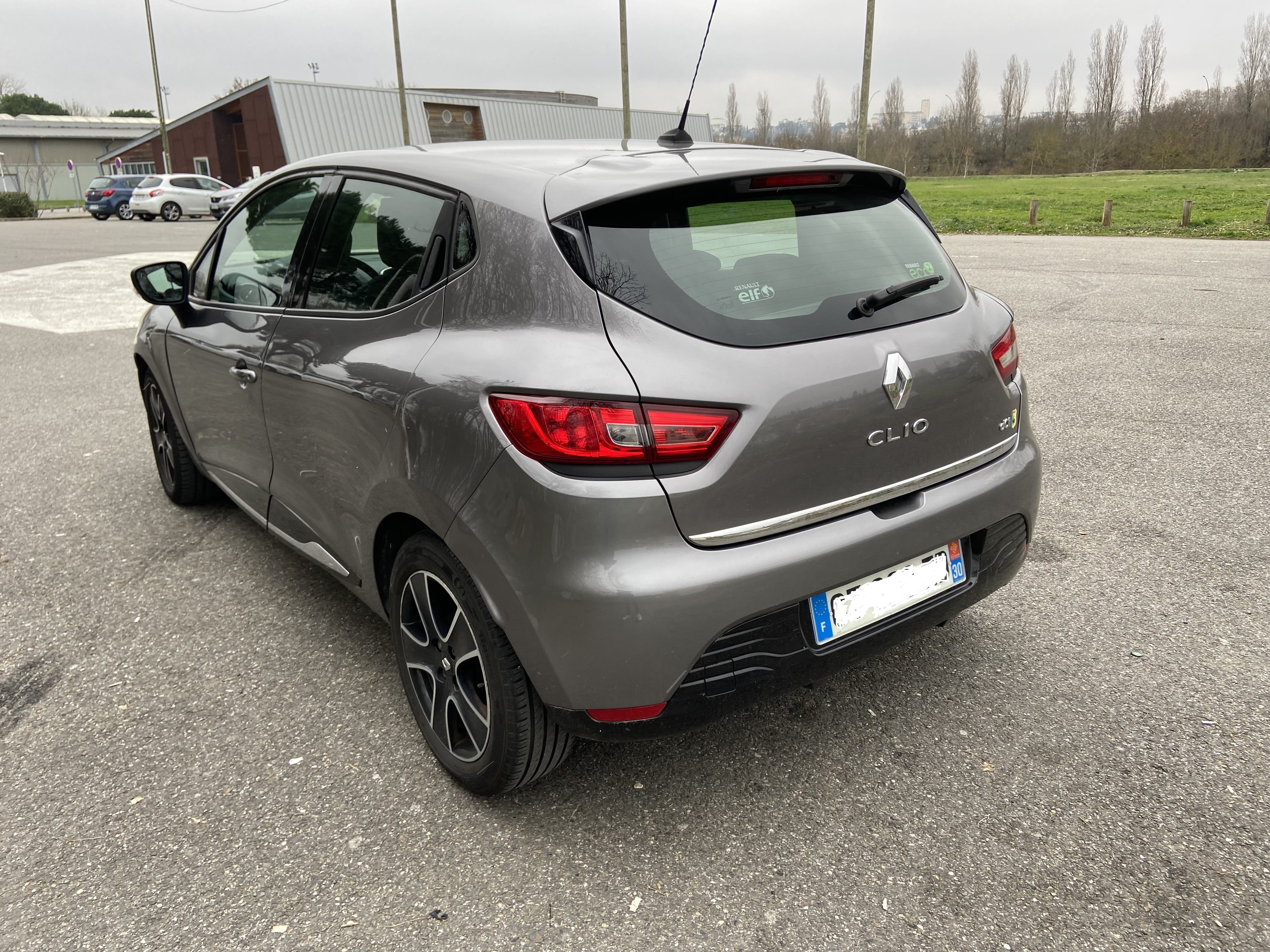 Renault Clio CT669ZD mit Tempomat