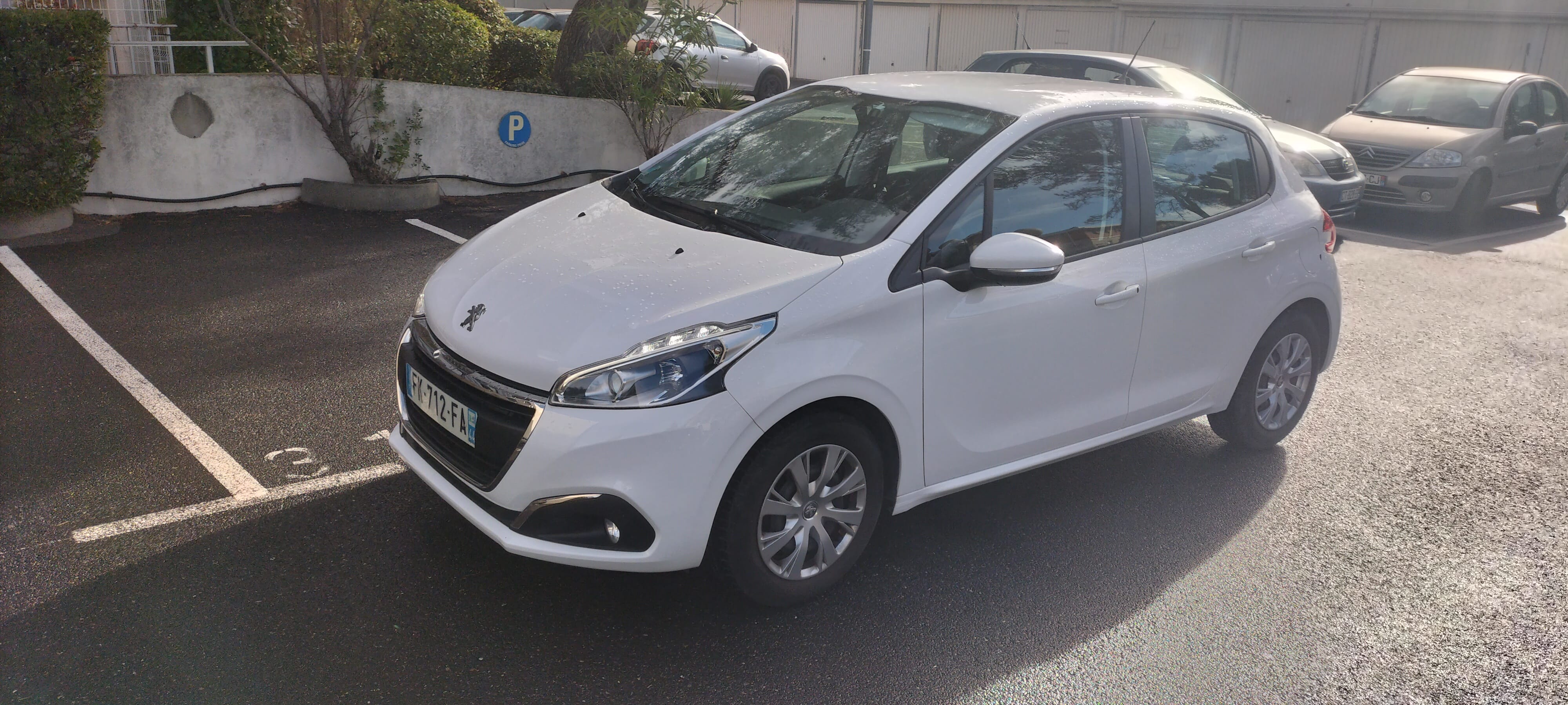 Peugeot 208 avec Entrée audio / iPod