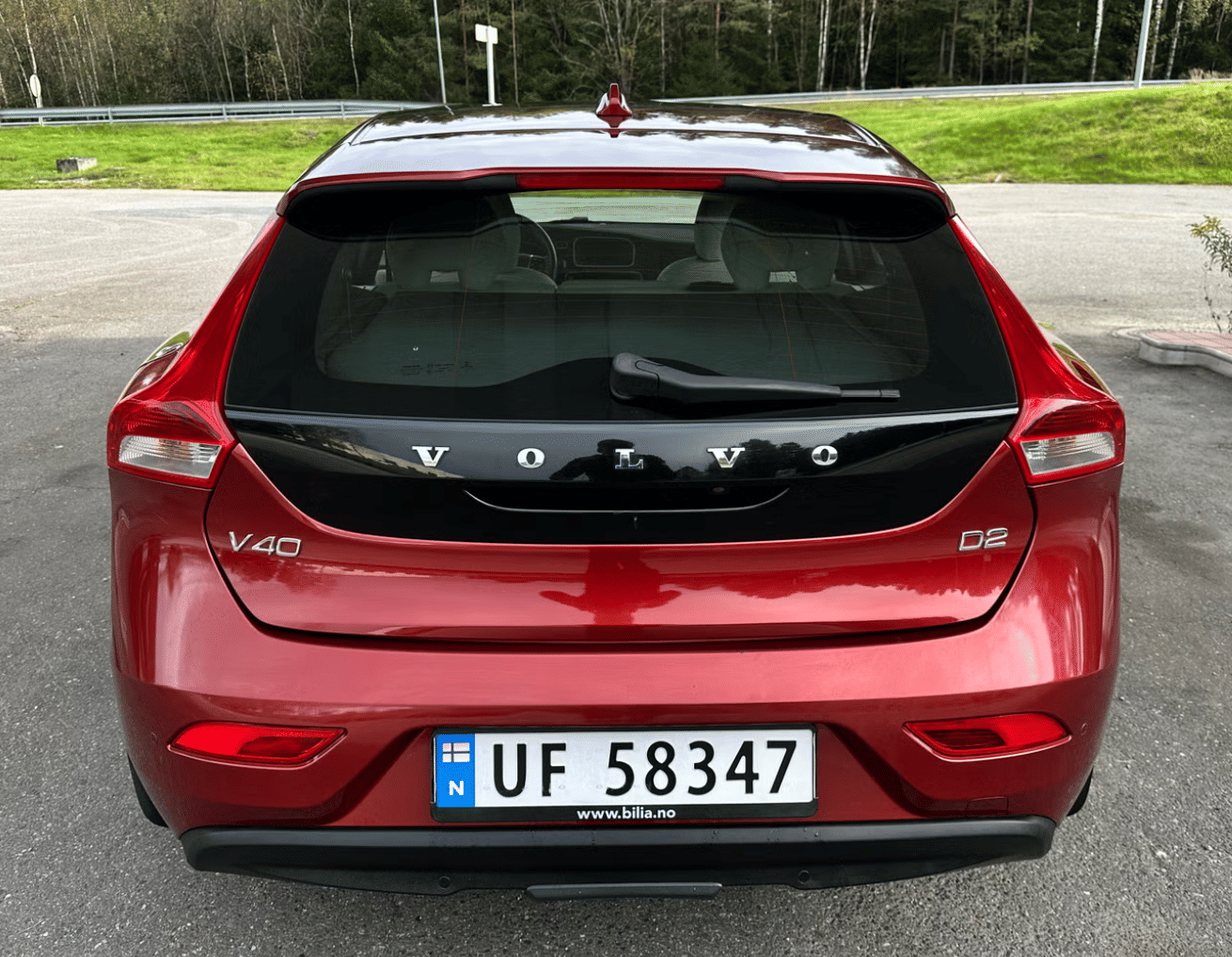 Volvo V40 - drivstoffgjerrig - velutstyrt with Snow tires