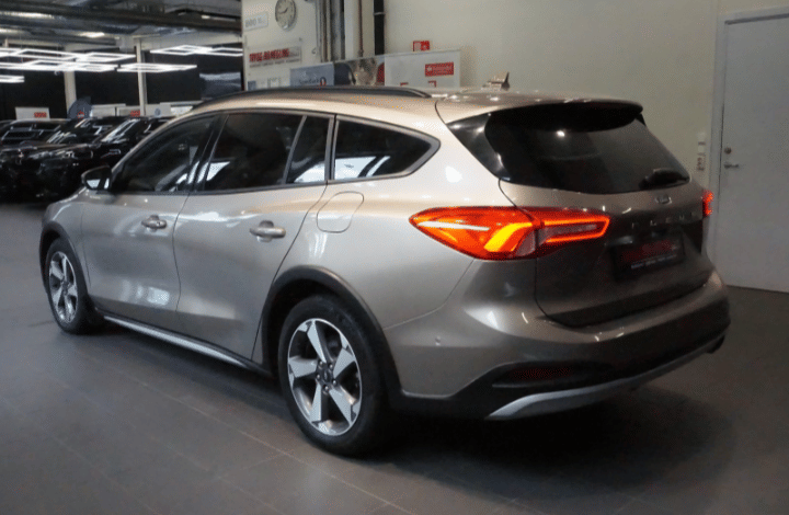 Ford Focus Active avec Climatisation