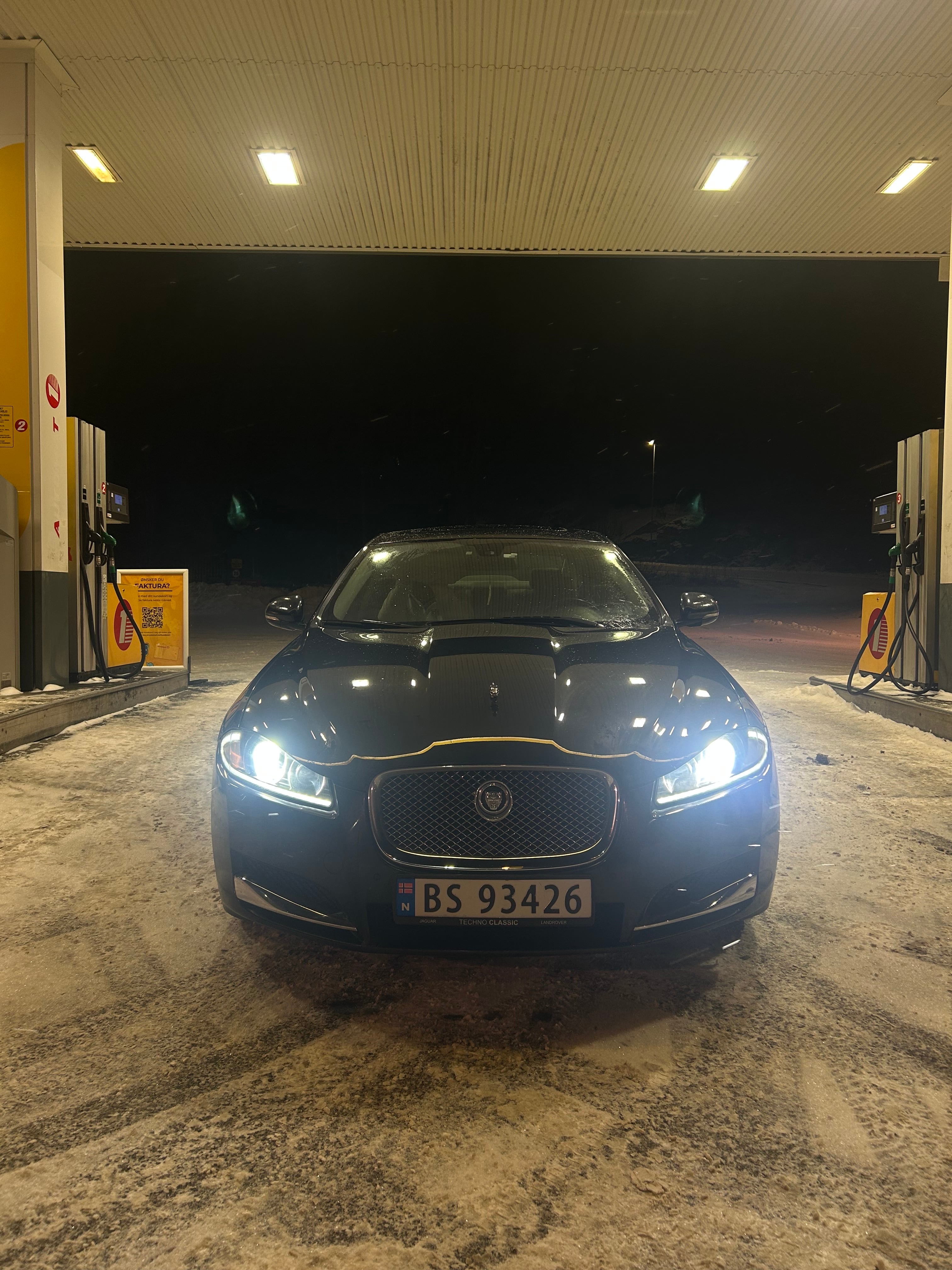 Jaguar XF 2.2L med Bluetooth audio