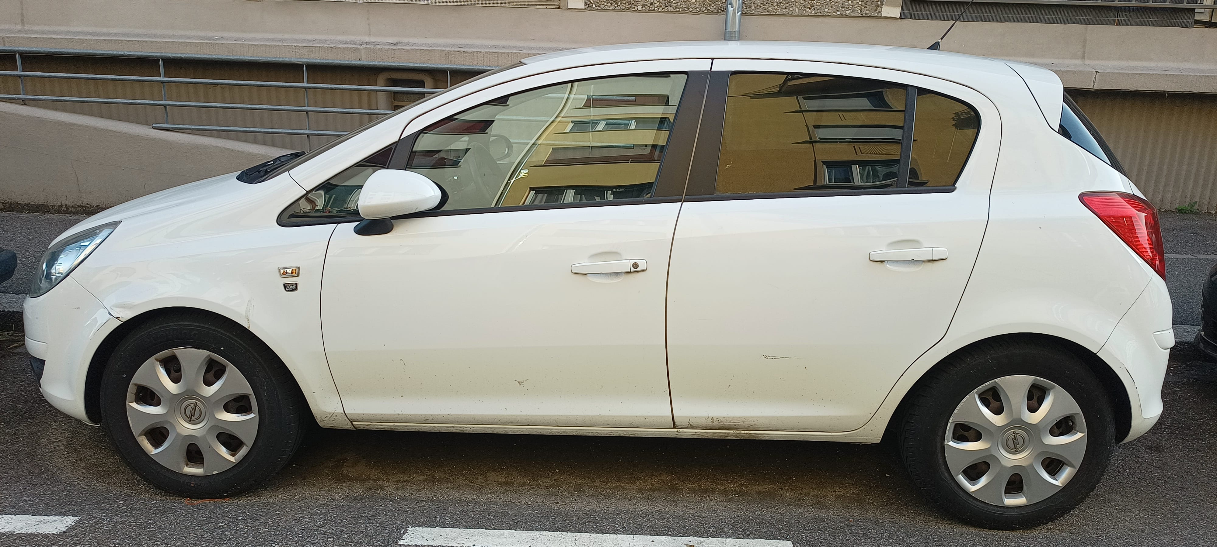Opel Corsa avec Climatisation