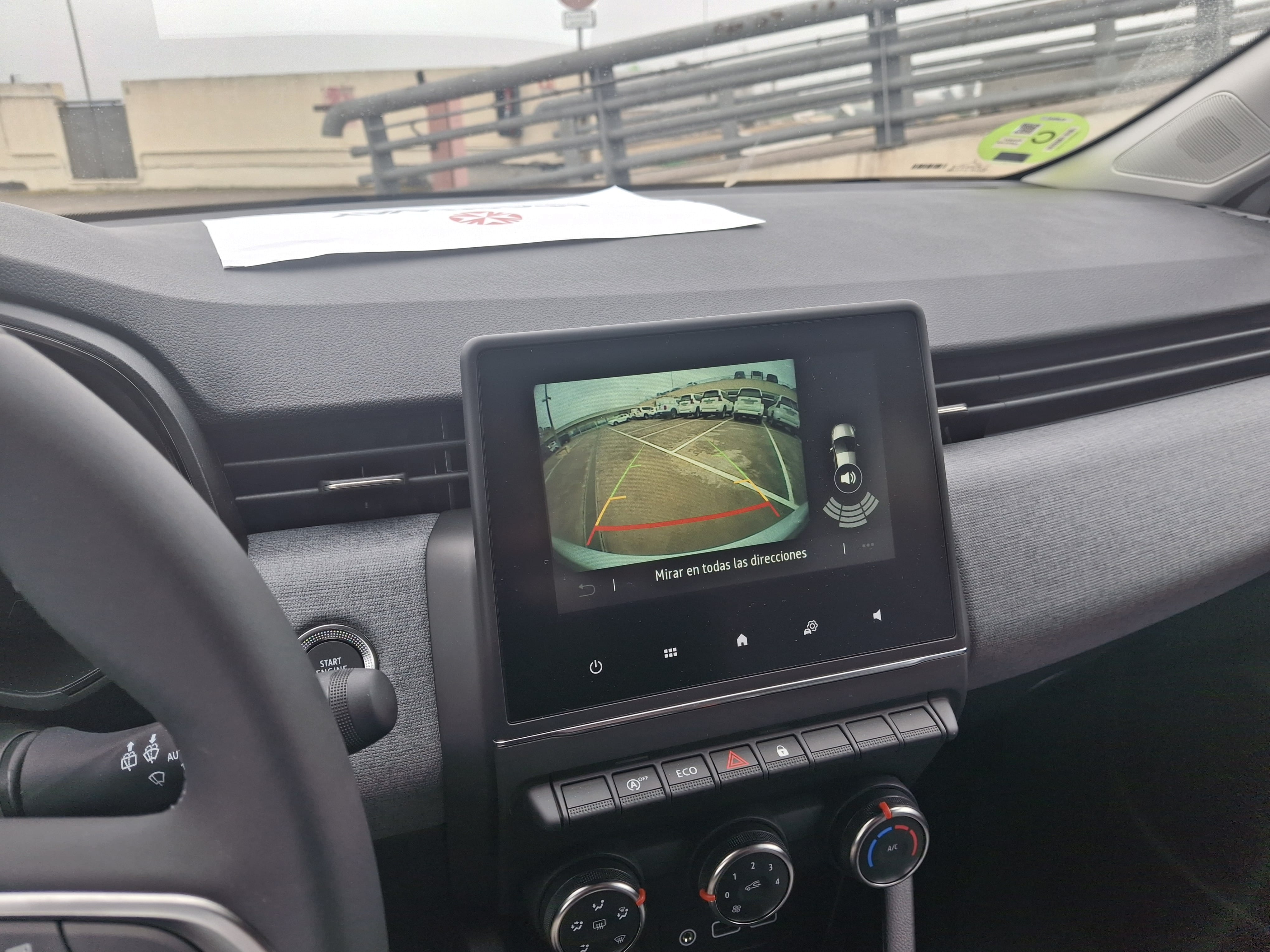 Renault Clio 1.0 Tce 90 Evolution 5 puertas - 4059MXF avec Apple CarPlay