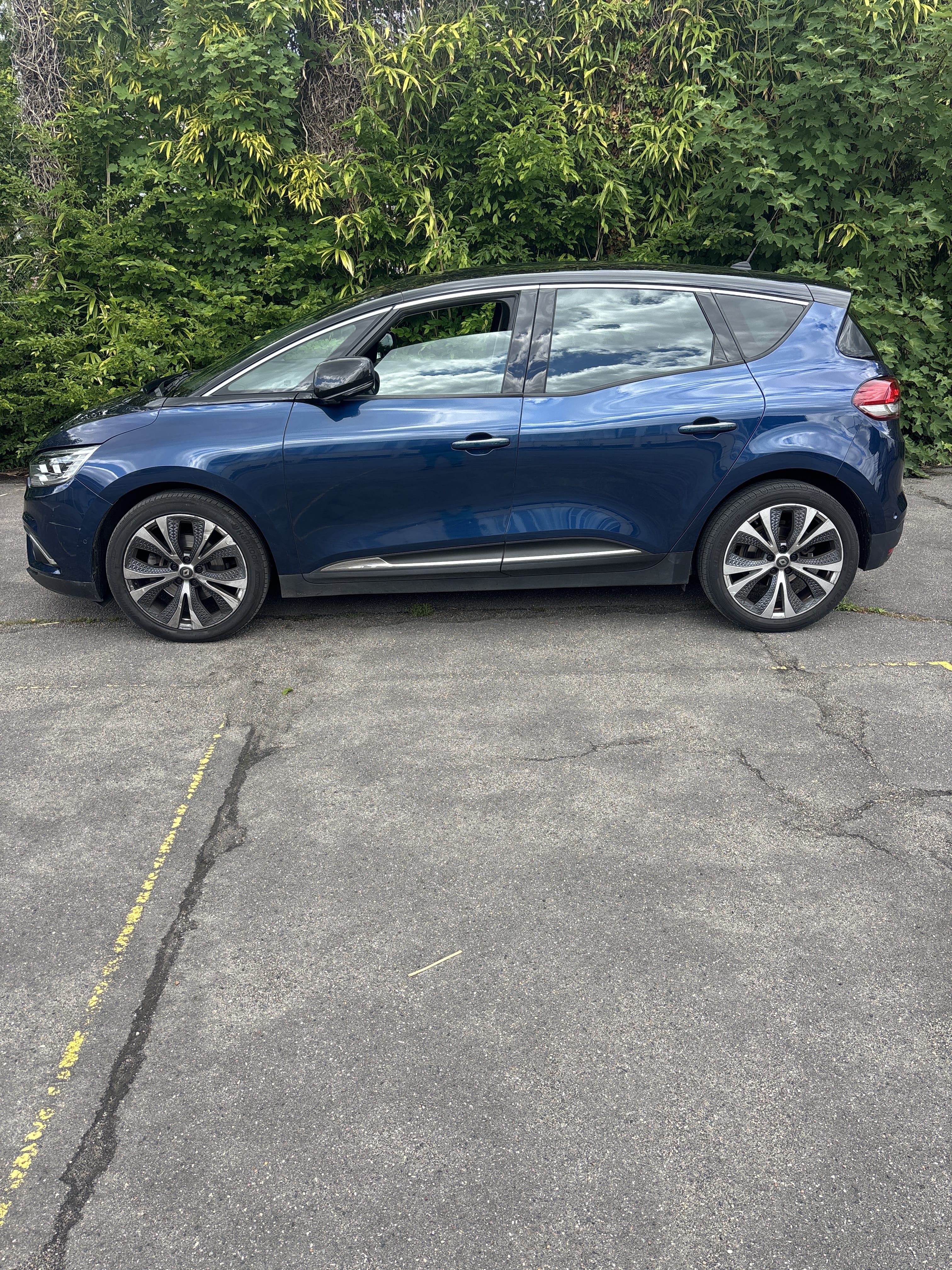 Renault Scenic 1.2 l avec Climatisation