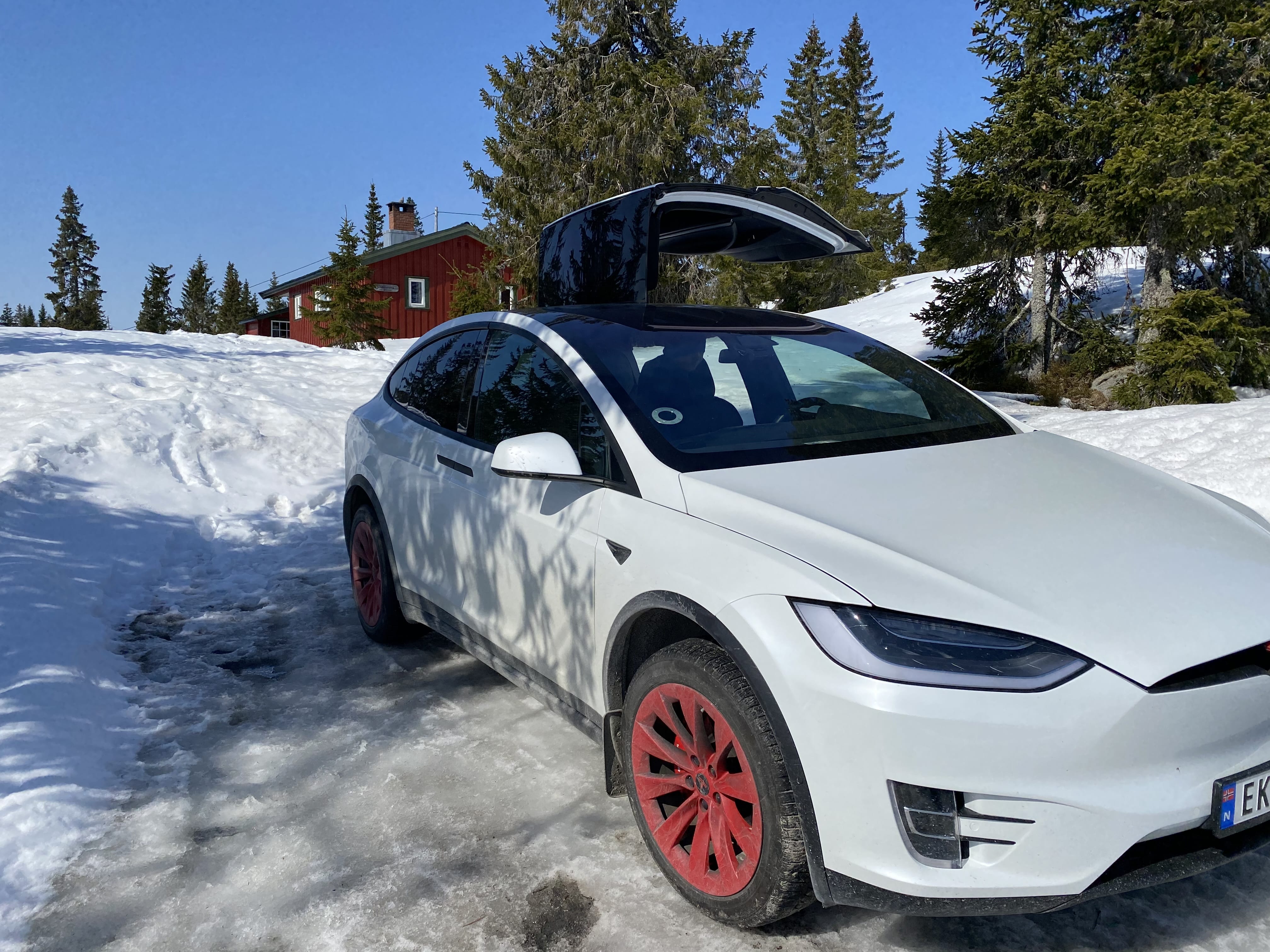 Tesla Model X med Bluetooth audio
