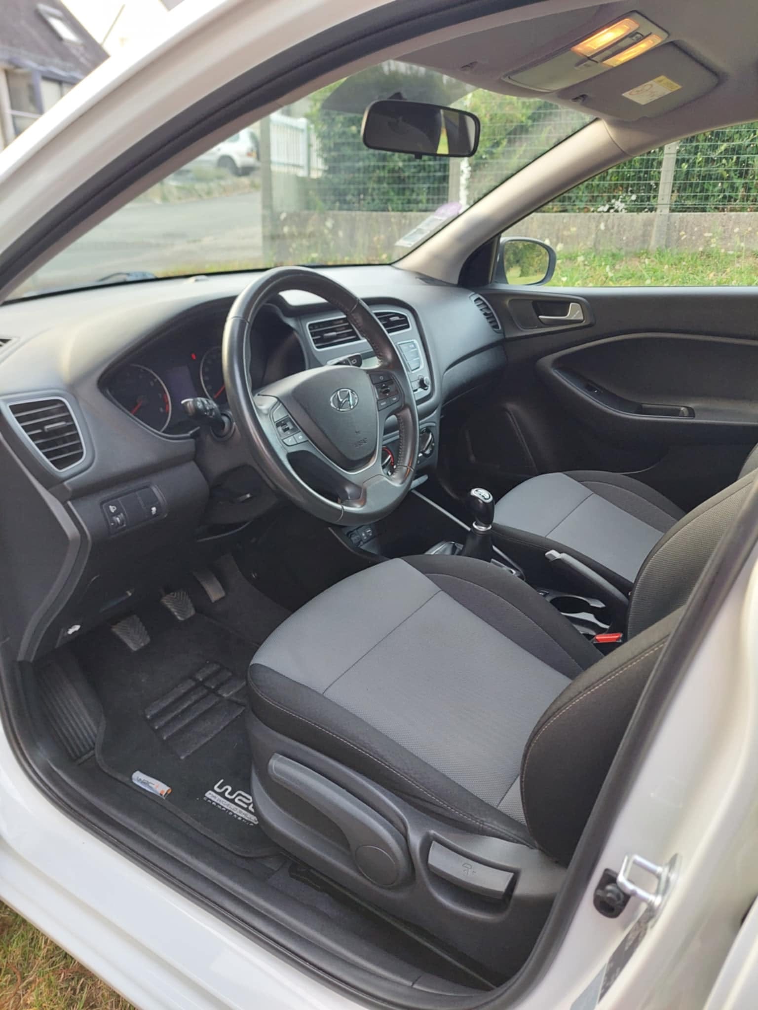 Hyundai i20 Essence avec Audio Bluetooth
