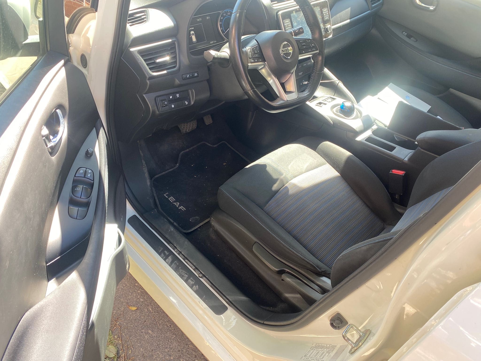 Nissan Leaf con Control de velocidad