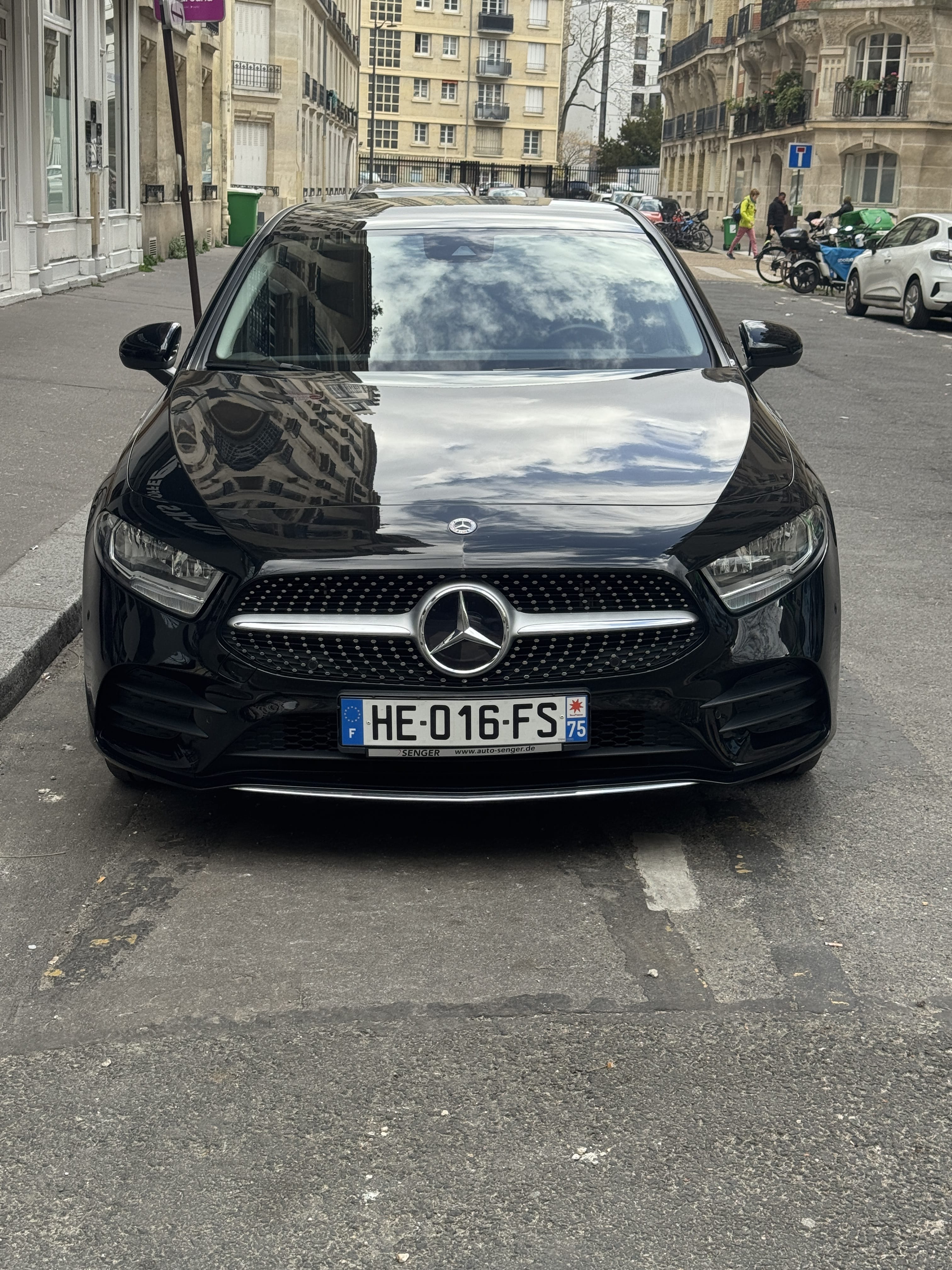 Mercedes-Benz Classe A 250 e, 2022, Essence 95 / Électrique (hybride), automatique