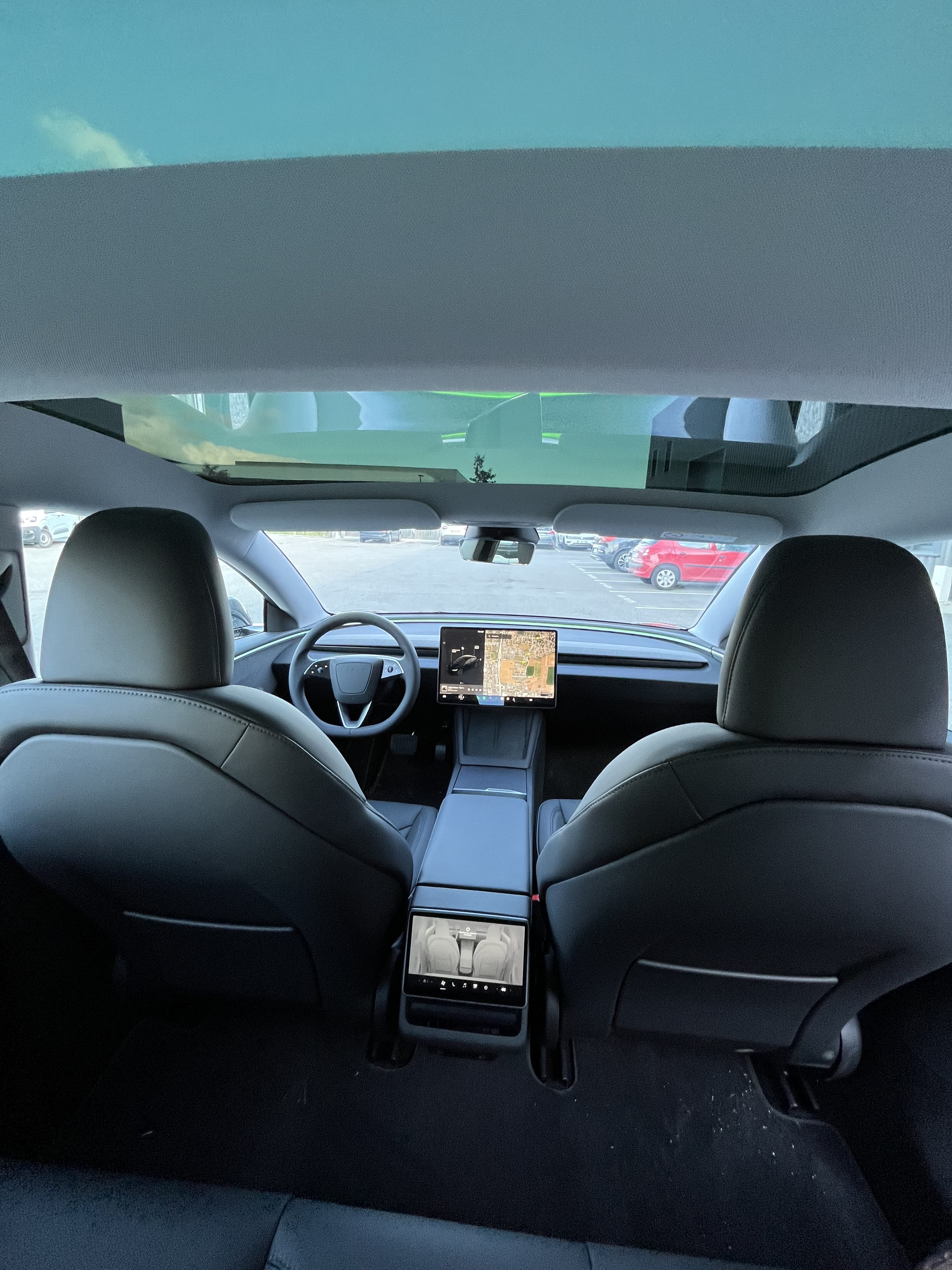 Tesla Model 3 avec GPS