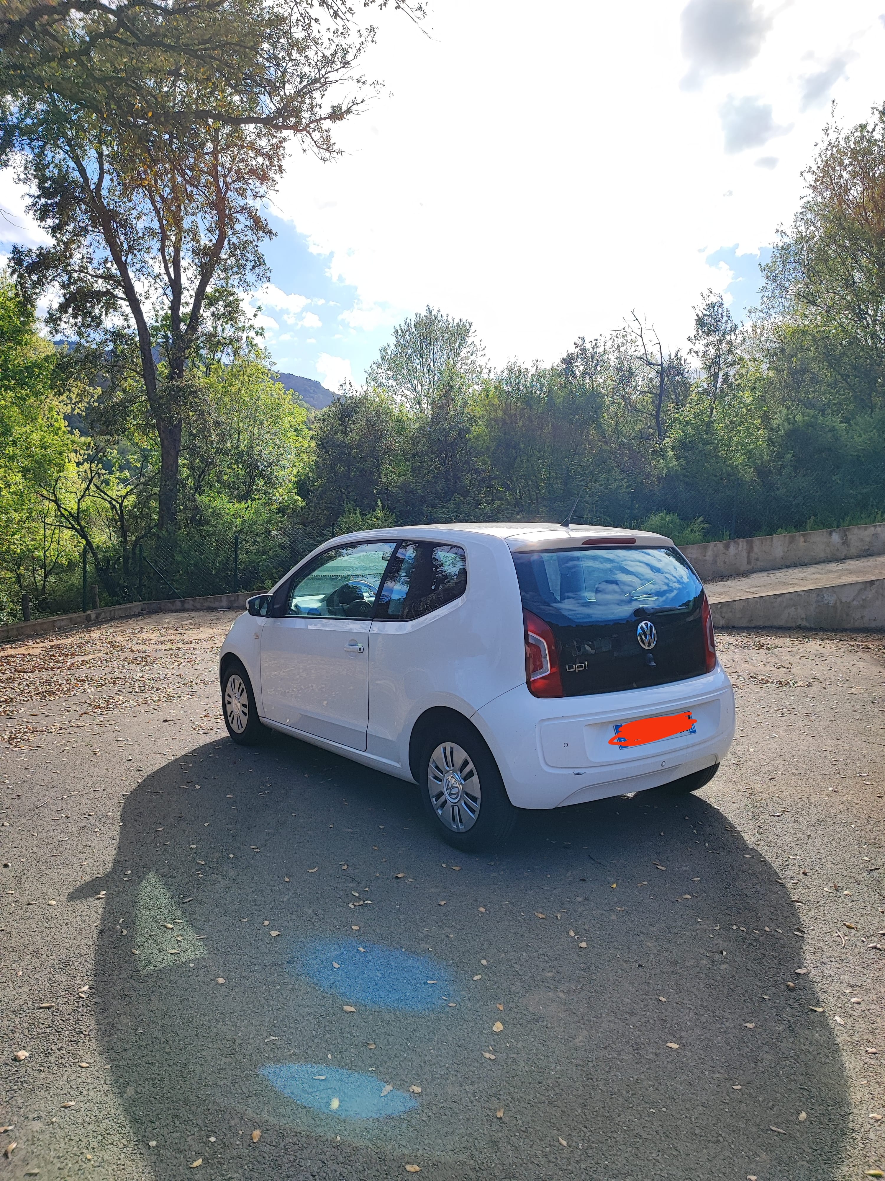 Volkswagen Up! 1.0i 12v 60cv avec GPS