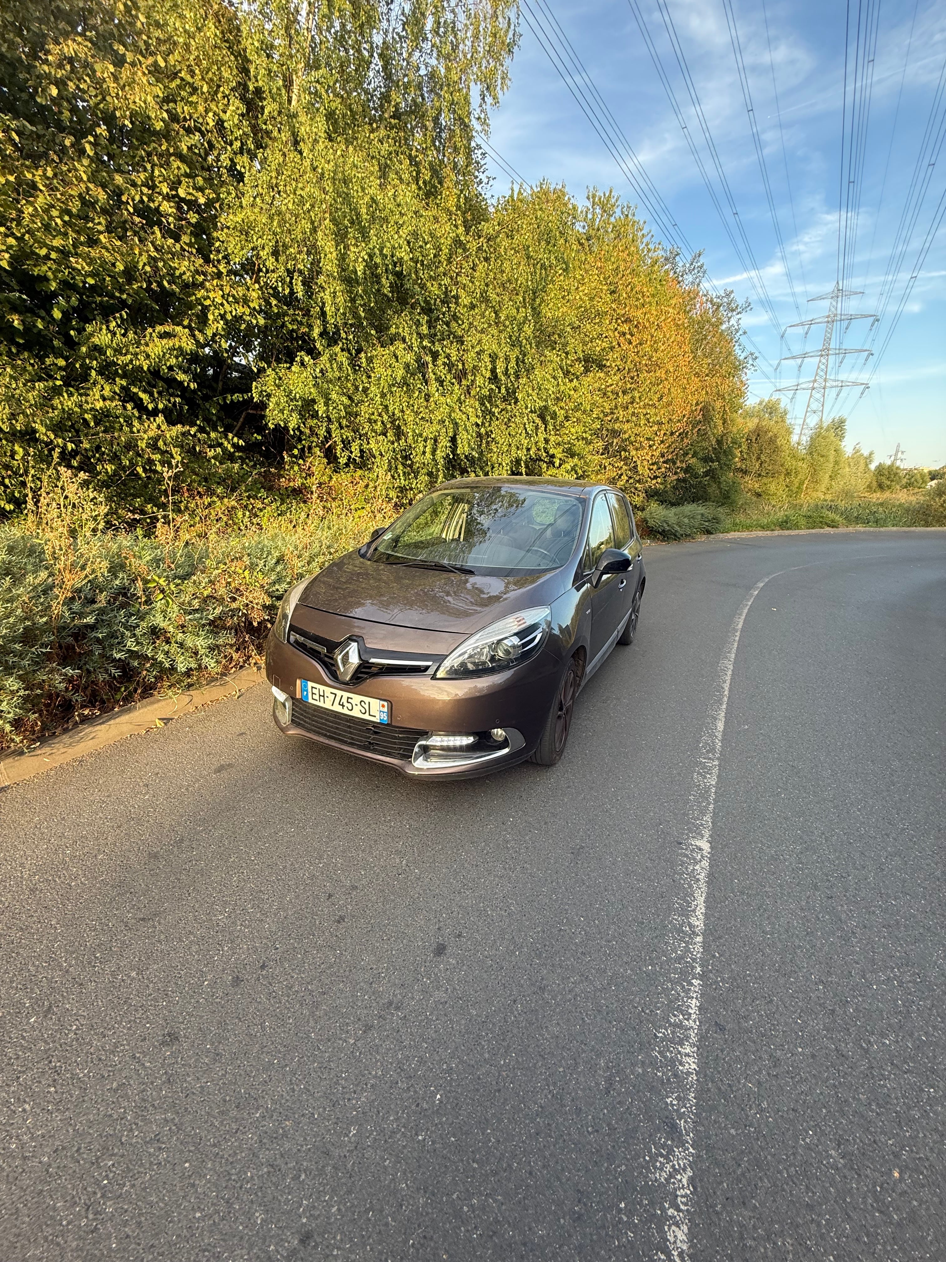 Renault Scenic, 2016, Essence 95
