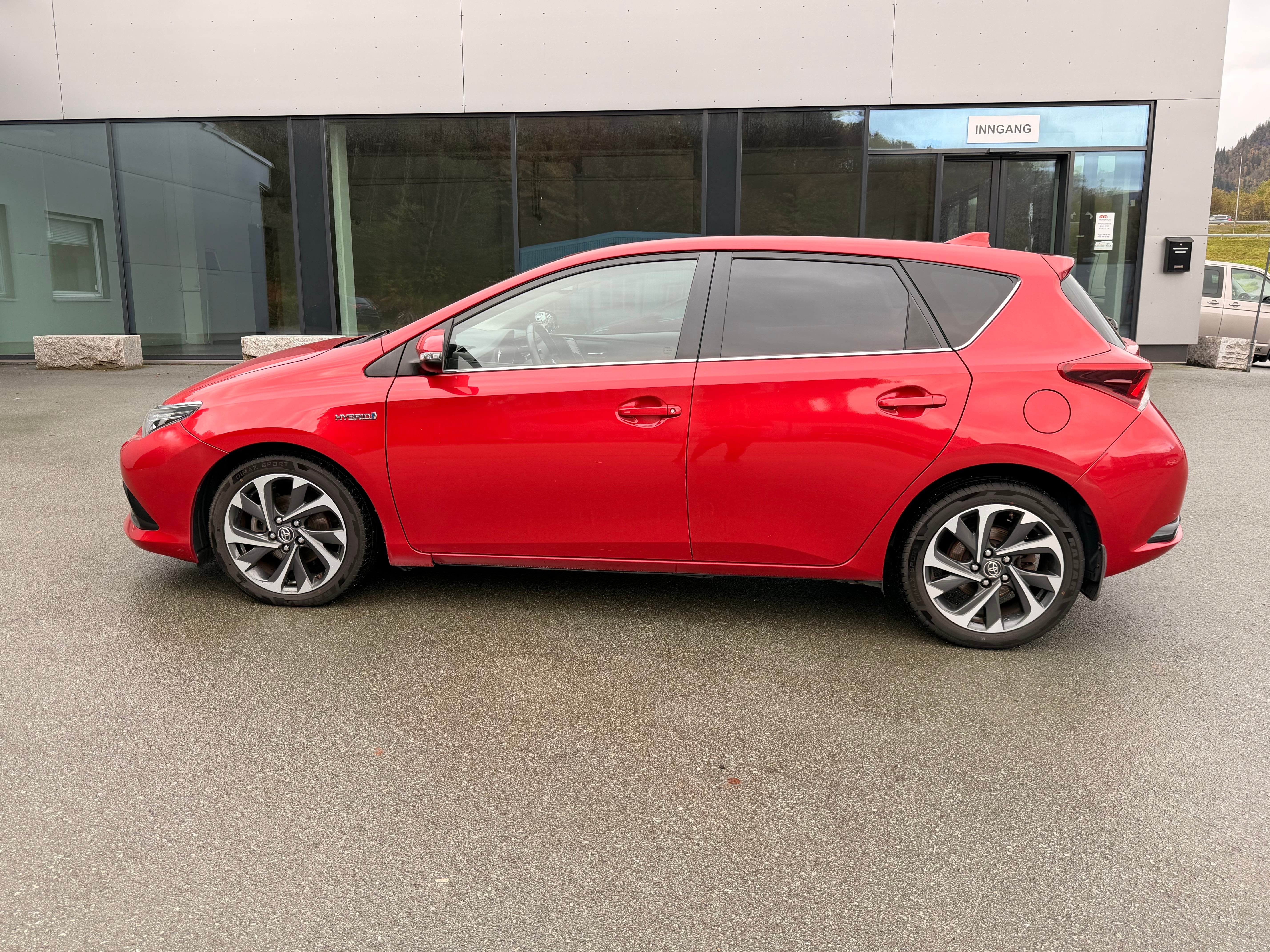 Toyota Auris with Air conditioning