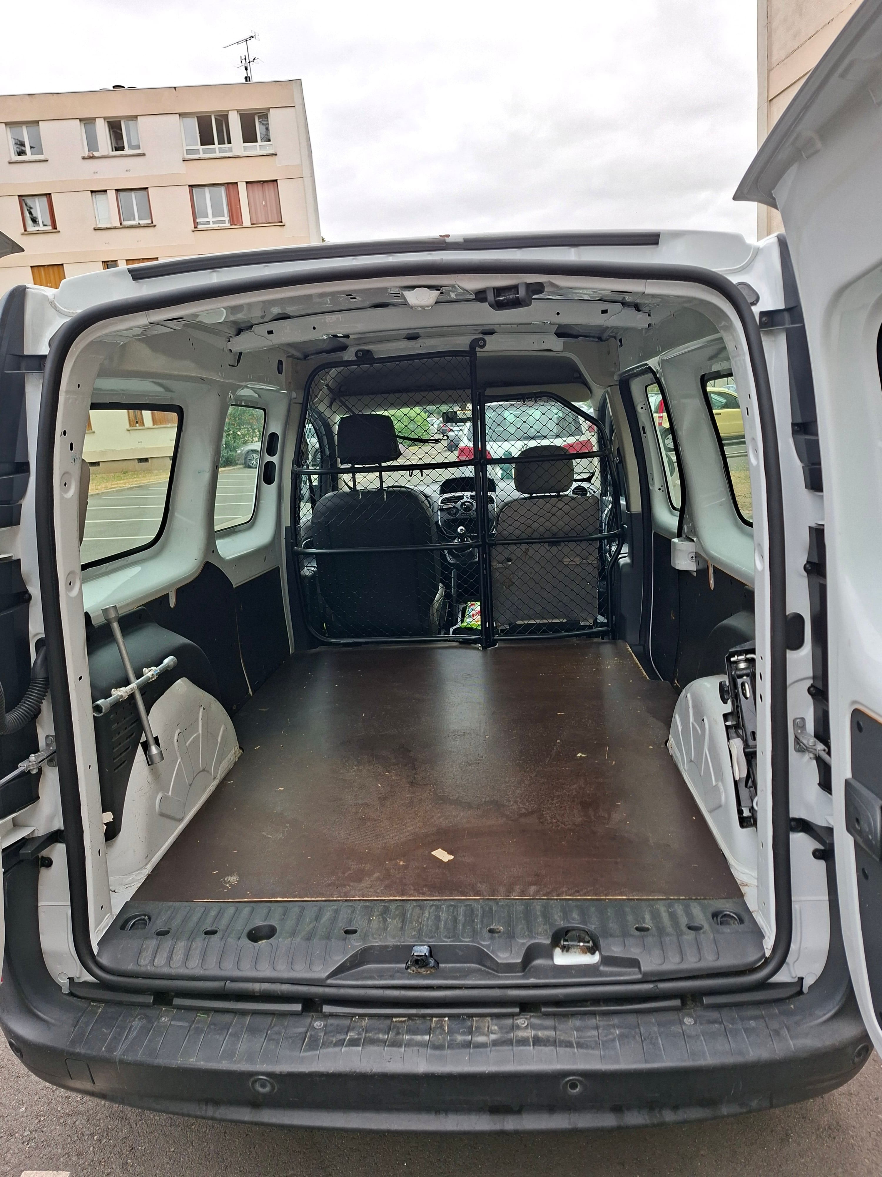 Renault Kangoo Fourgon avec Entrée audio / iPod