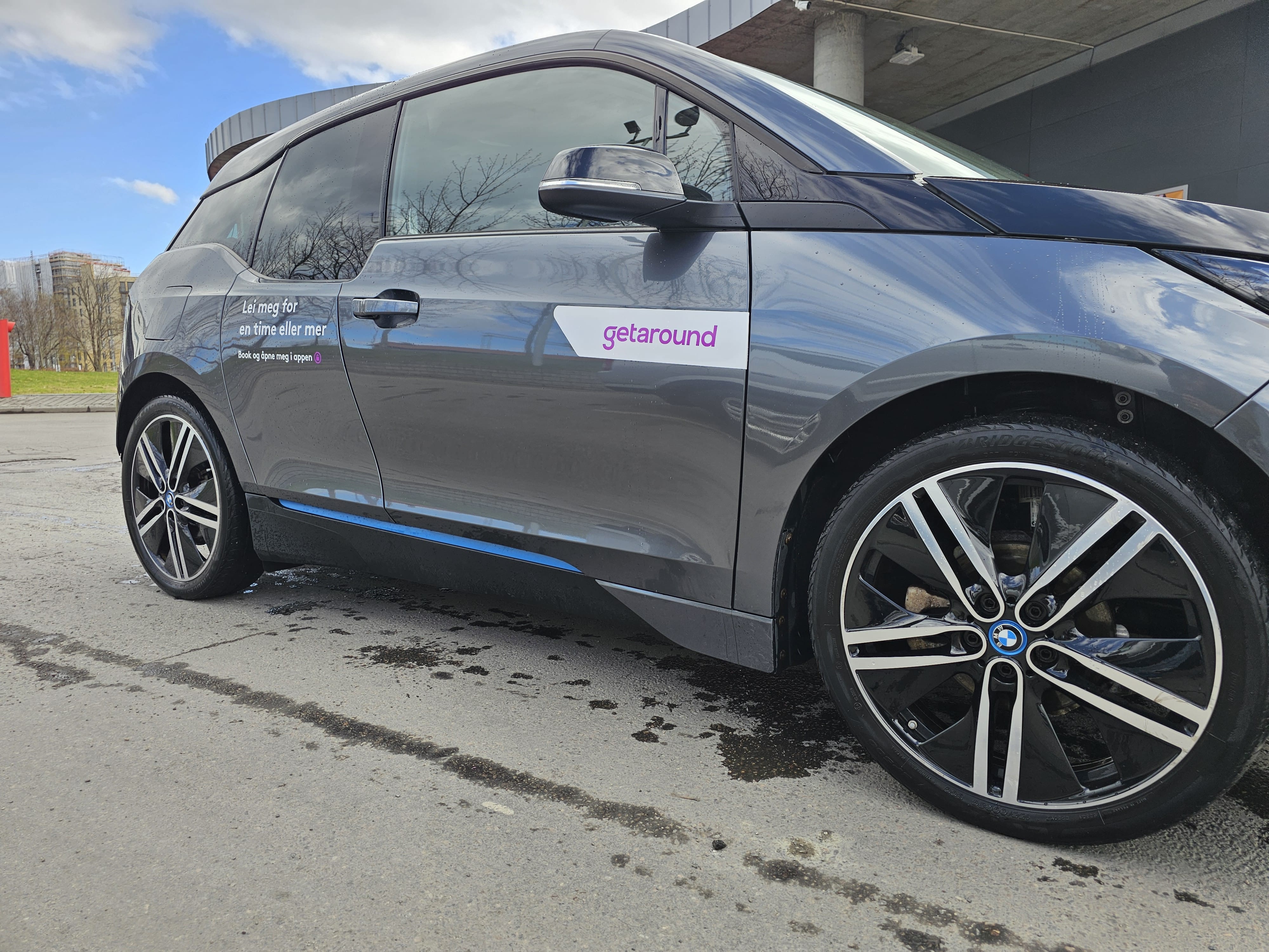 BMW i3 with GPS