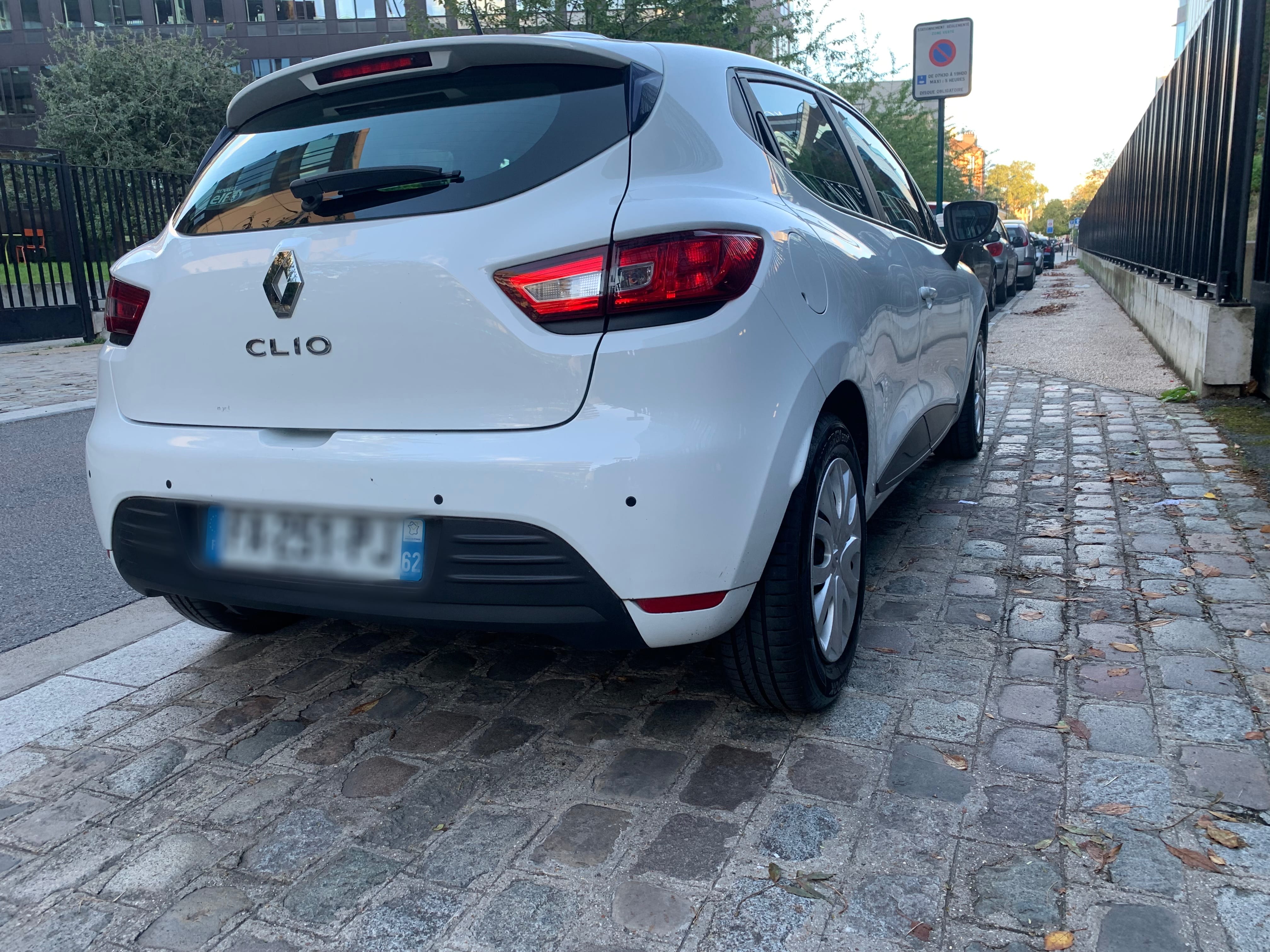 Renault Clio avec GPS
