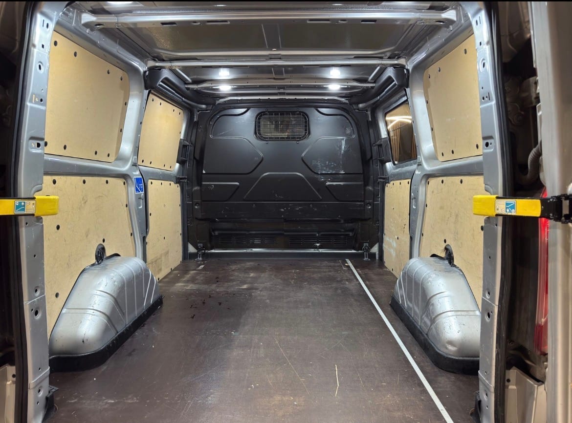 Ford Transit Custom Varebil med Ryggekamera