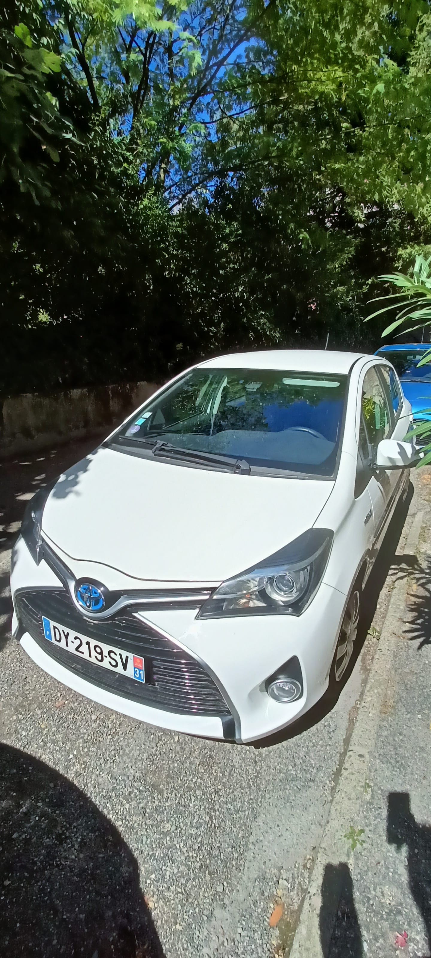 Toyota Yaris Hybride, 2016, Essence 95 / Électrique (hybride), automatique