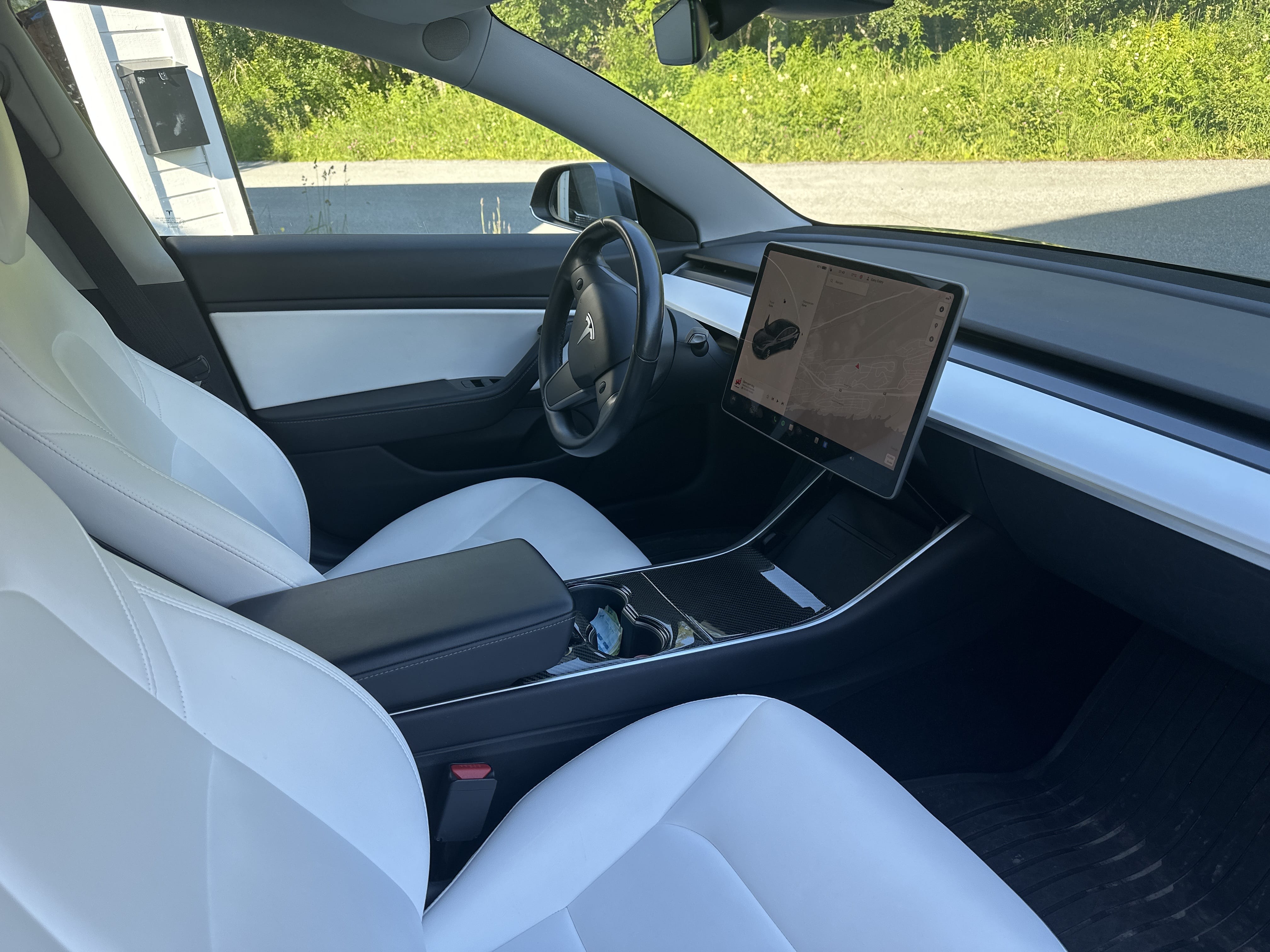 Tesla Model 3 Long Range med Cruisekontroll