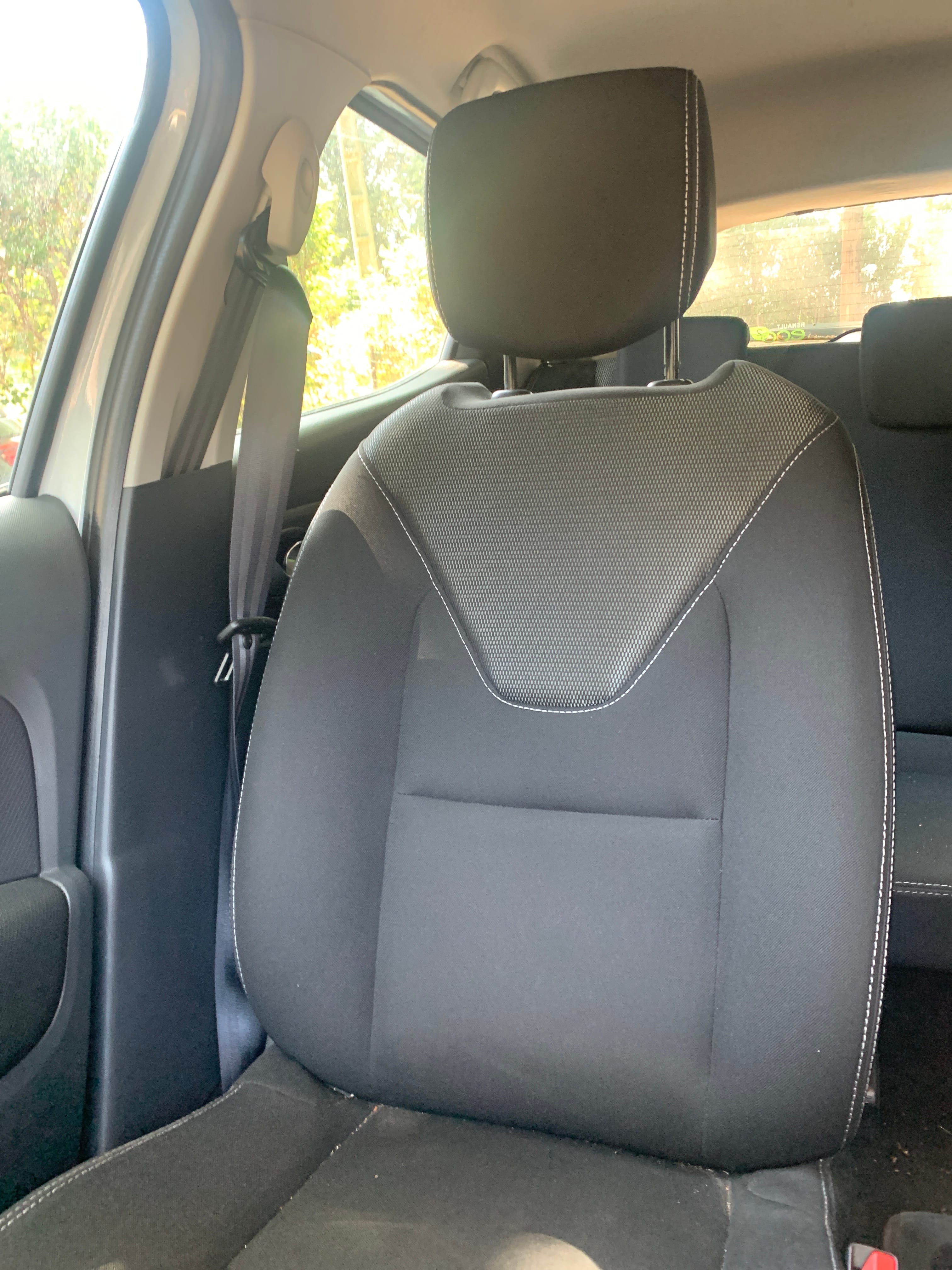 Renault Clio avec Siège bébé
