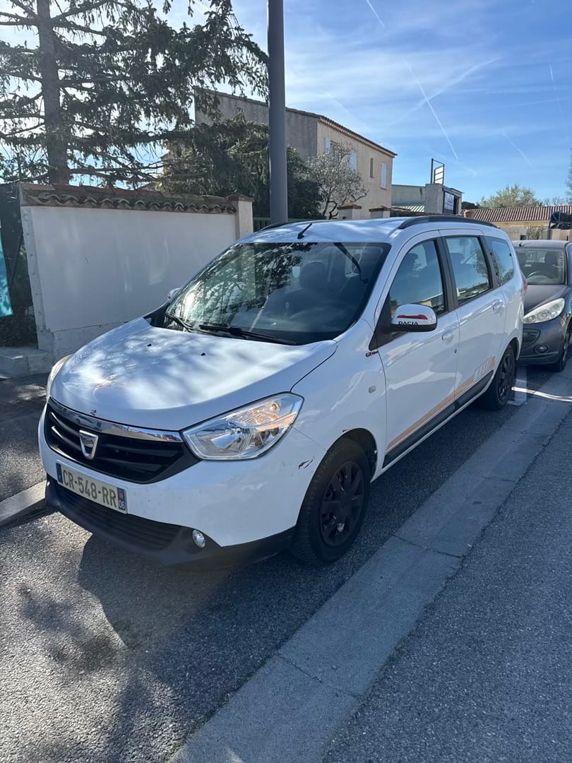 Dacia Lodgy, 2013, Essence 95, 7 places