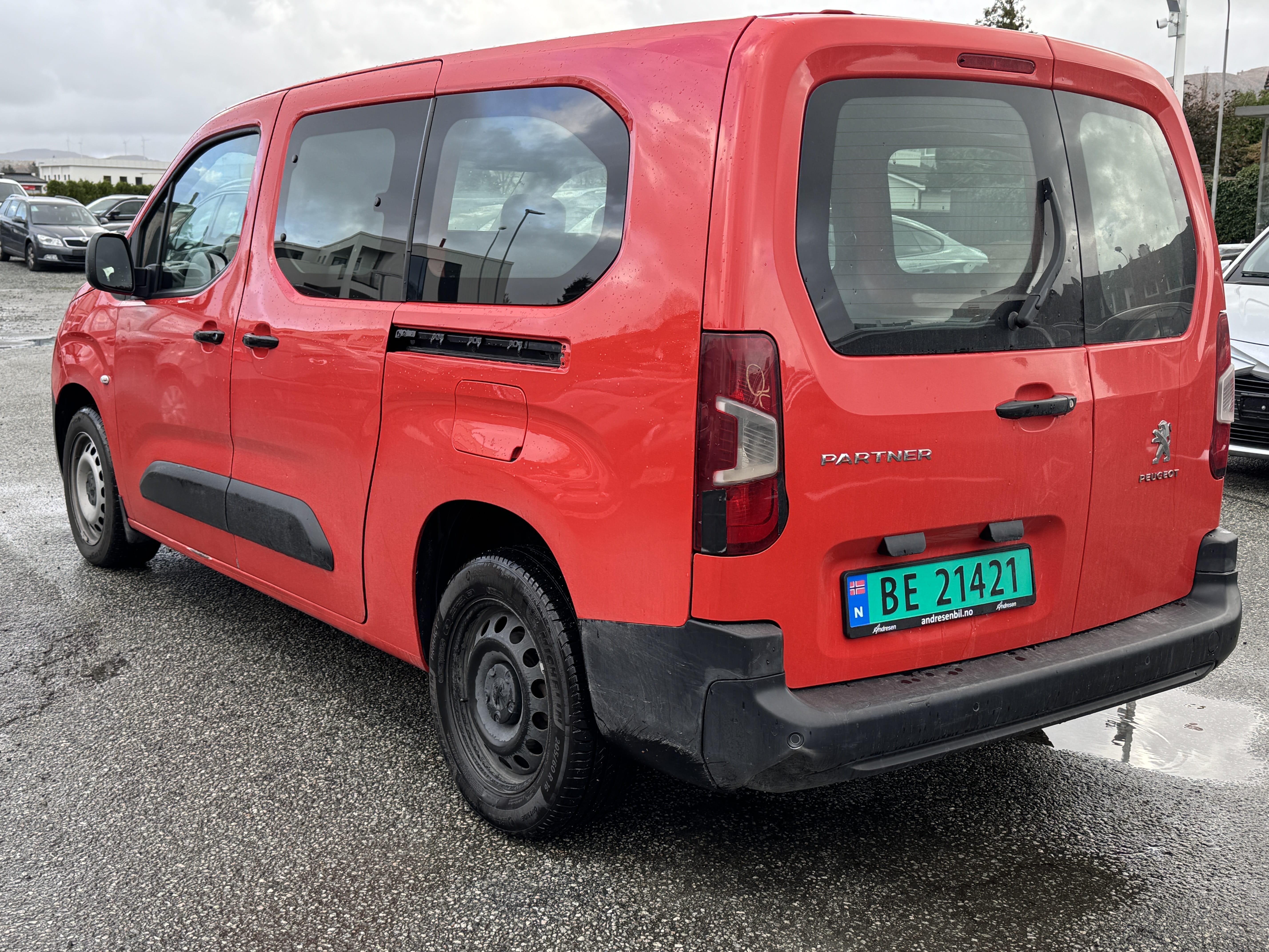 Peugeot Partner med Aircondition