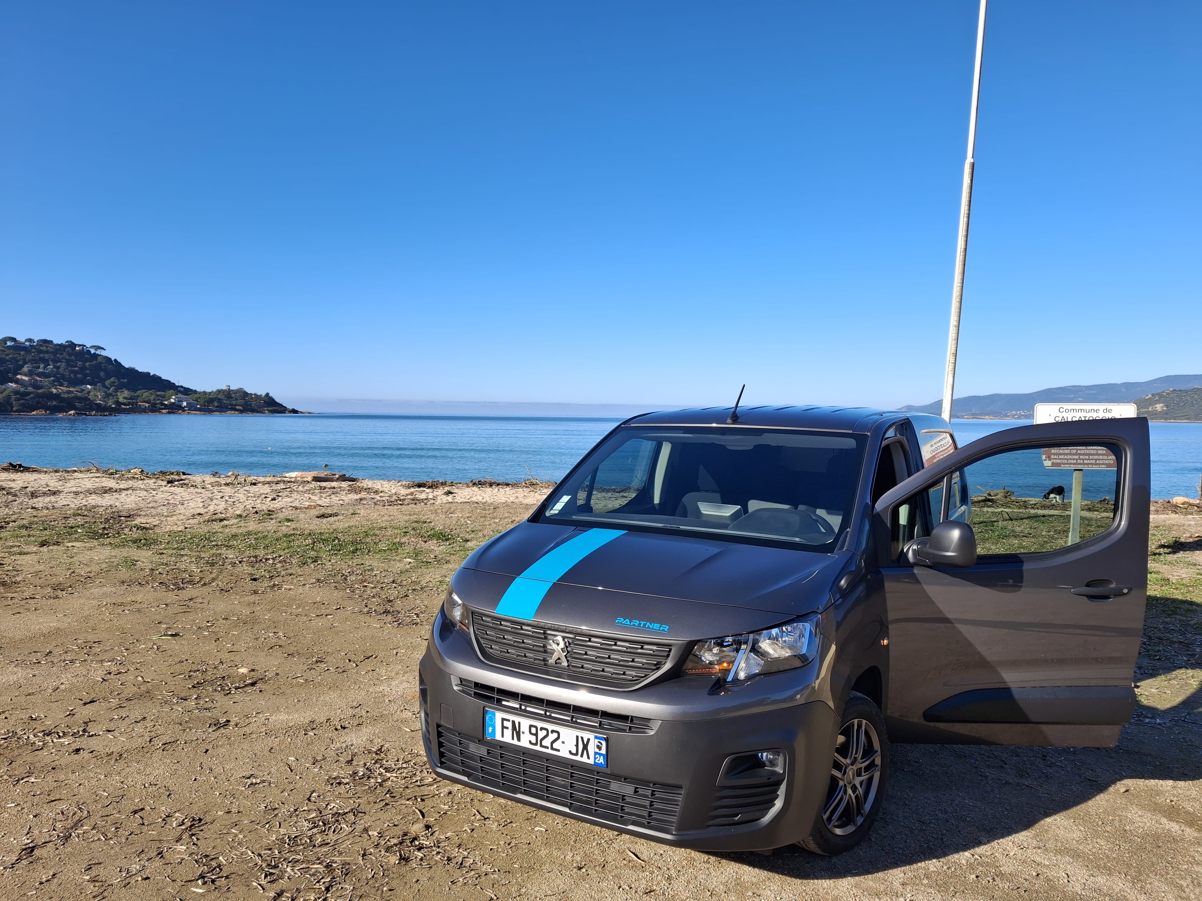 Peugeot Partner avec GPS