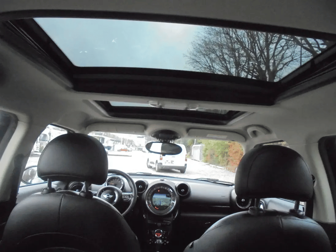 Mini Countryman with GPS