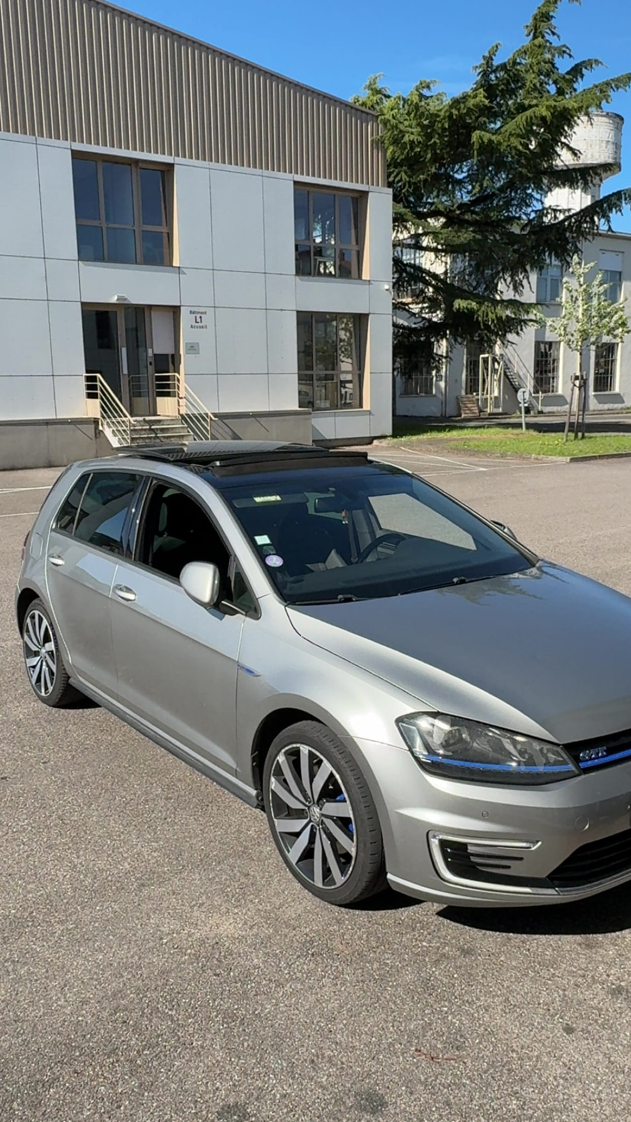 Volkswagen Golf GTE avec Apple CarPlay